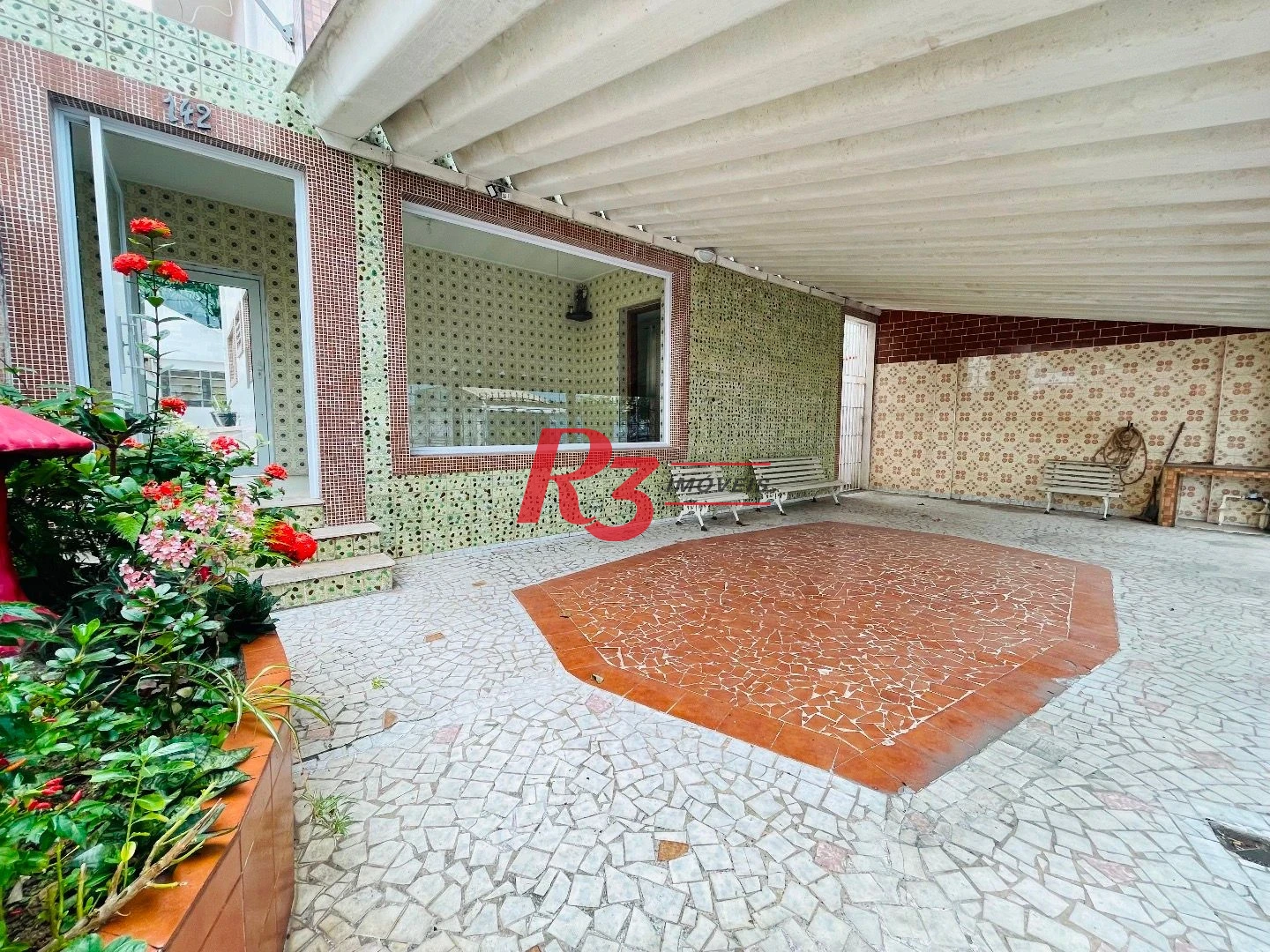 Sobrado para alugar, 250 m² por R$ 9.500,00/mês - Aparecida - Santos/SP
