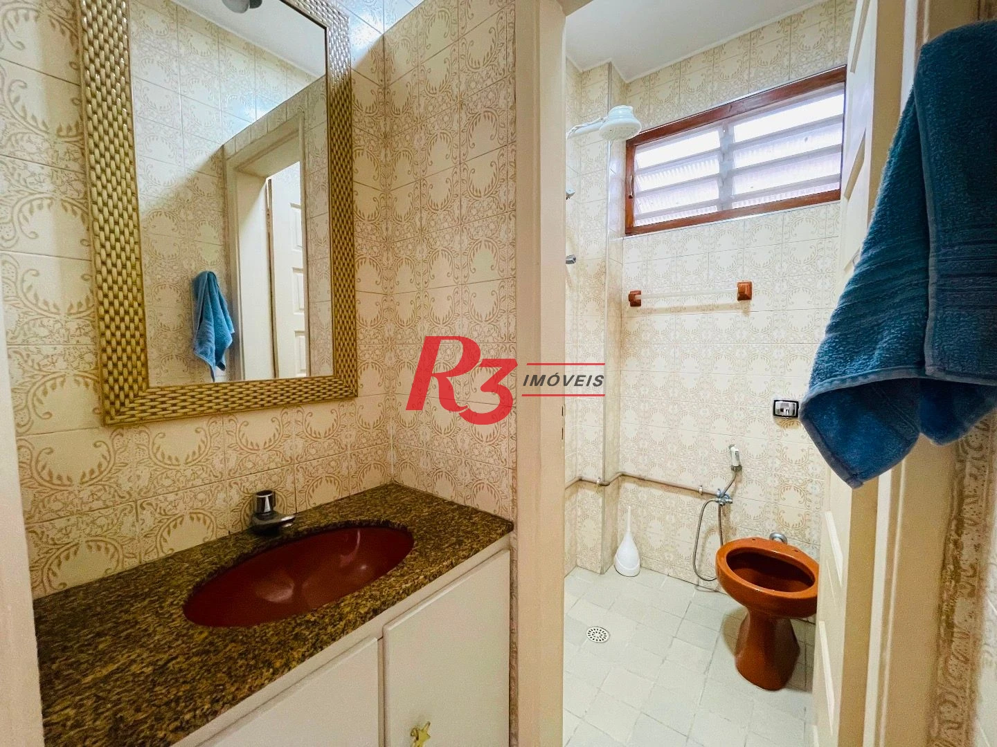 Sobrado para alugar, 250 m² por R$ 9.500,00/mês - Aparecida - Santos/SP