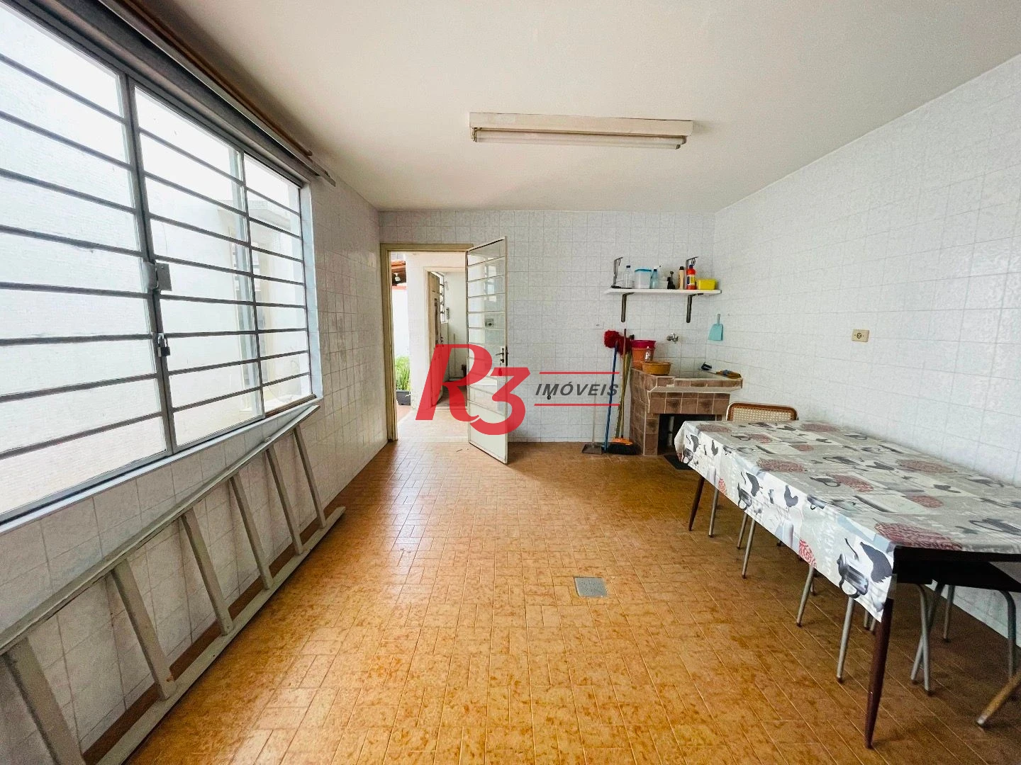 Sobrado para alugar, 250 m² por R$ 9.500,00/mês - Aparecida - Santos/SP