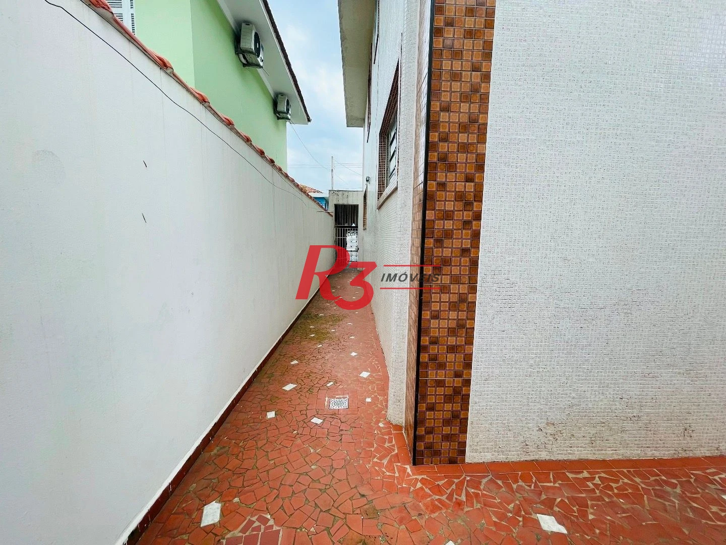 Sobrado para alugar, 250 m² por R$ 9.500,00/mês - Aparecida - Santos/SP