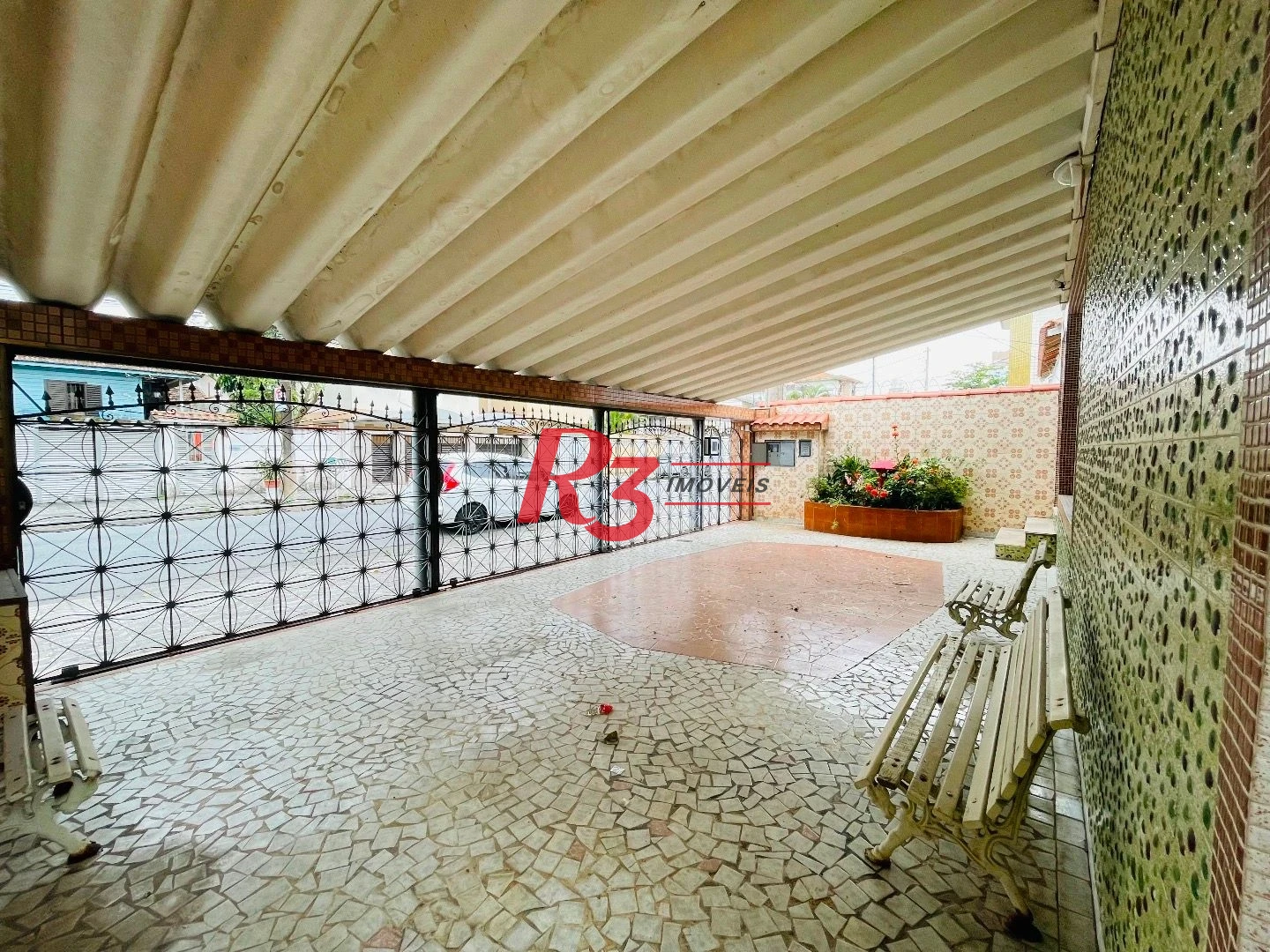 Sobrado para alugar, 250 m² por R$ 9.500,00/mês - Aparecida - Santos/SP