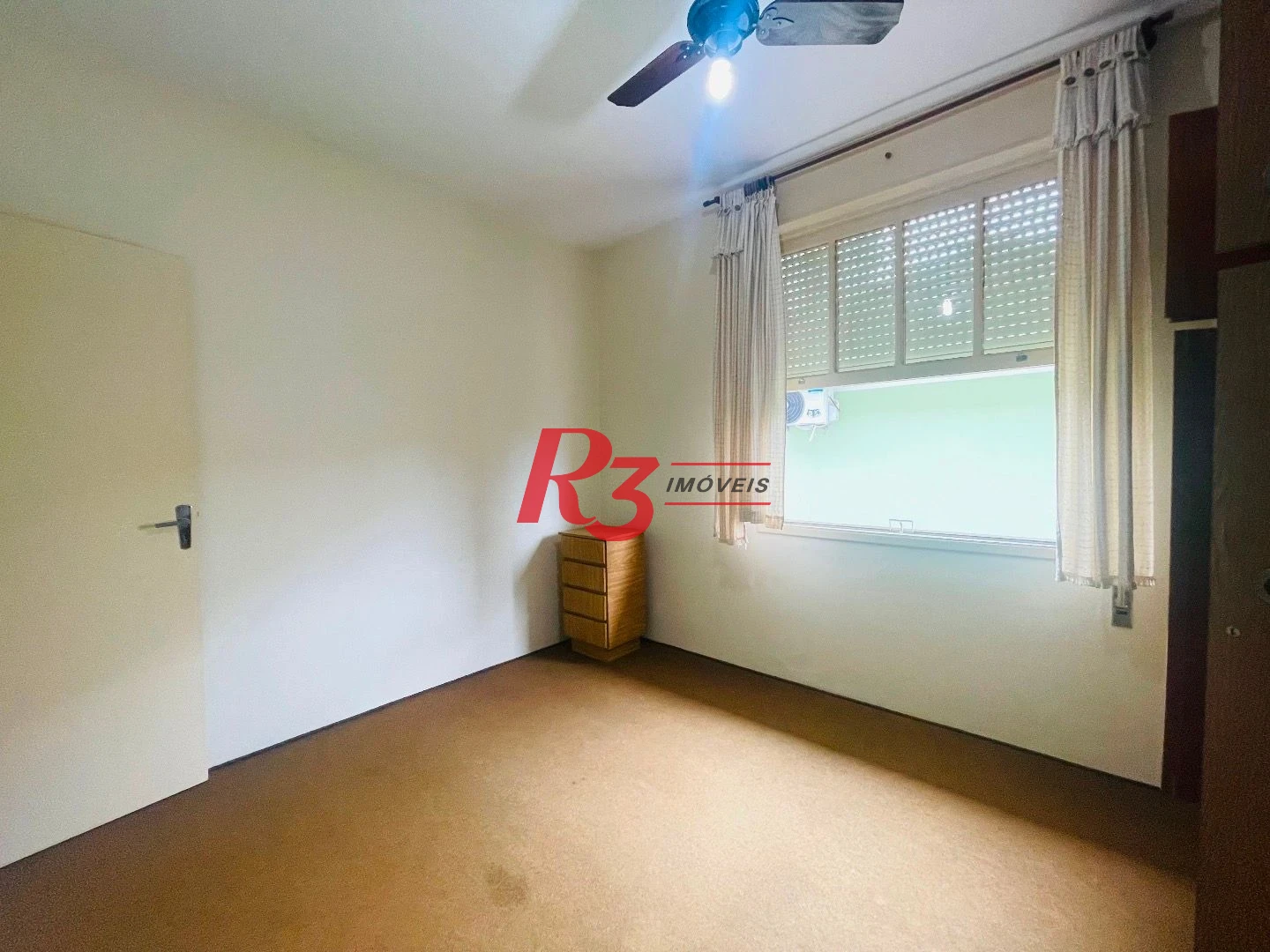 Sobrado para alugar, 250 m² por R$ 9.500,00/mês - Aparecida - Santos/SP