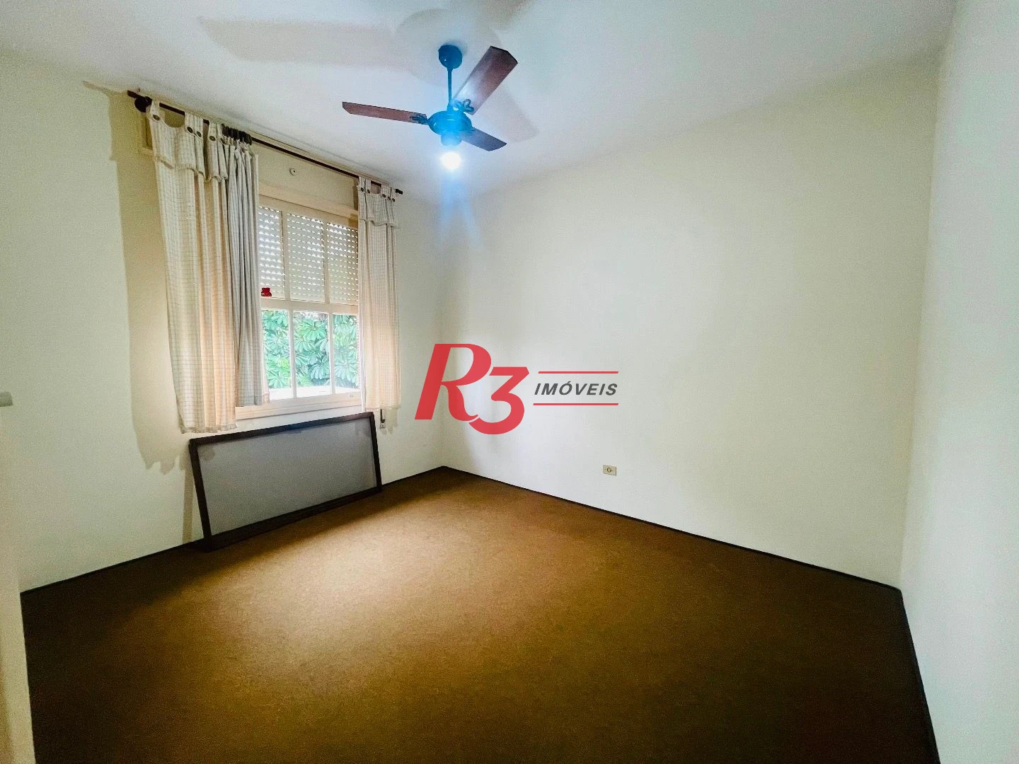 Sobrado para alugar, 250 m² por R$ 9.500,00/mês - Aparecida - Santos/SP