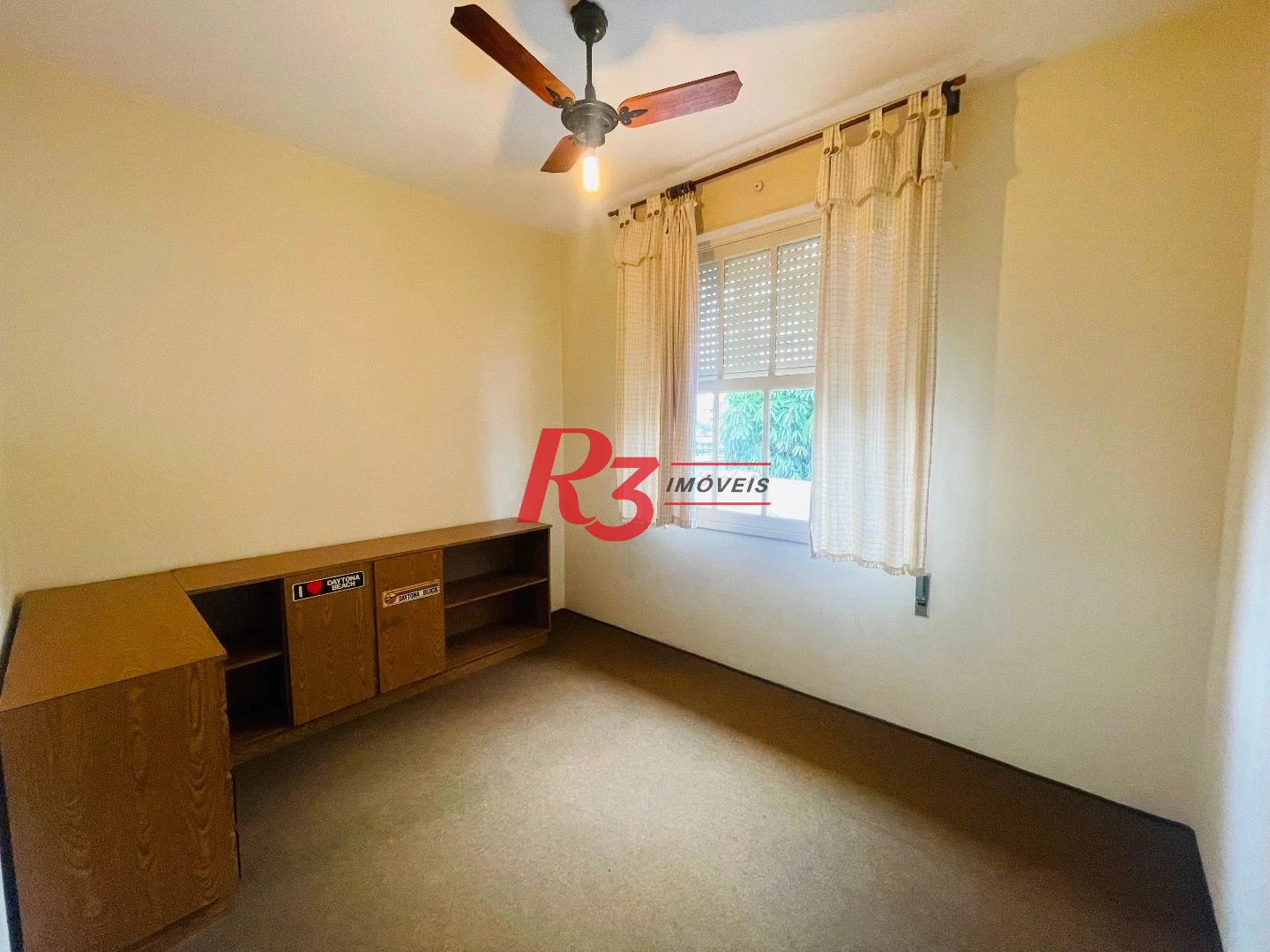 Sobrado para alugar, 250 m² por R$ 9.500,00/mês - Aparecida - Santos/SP