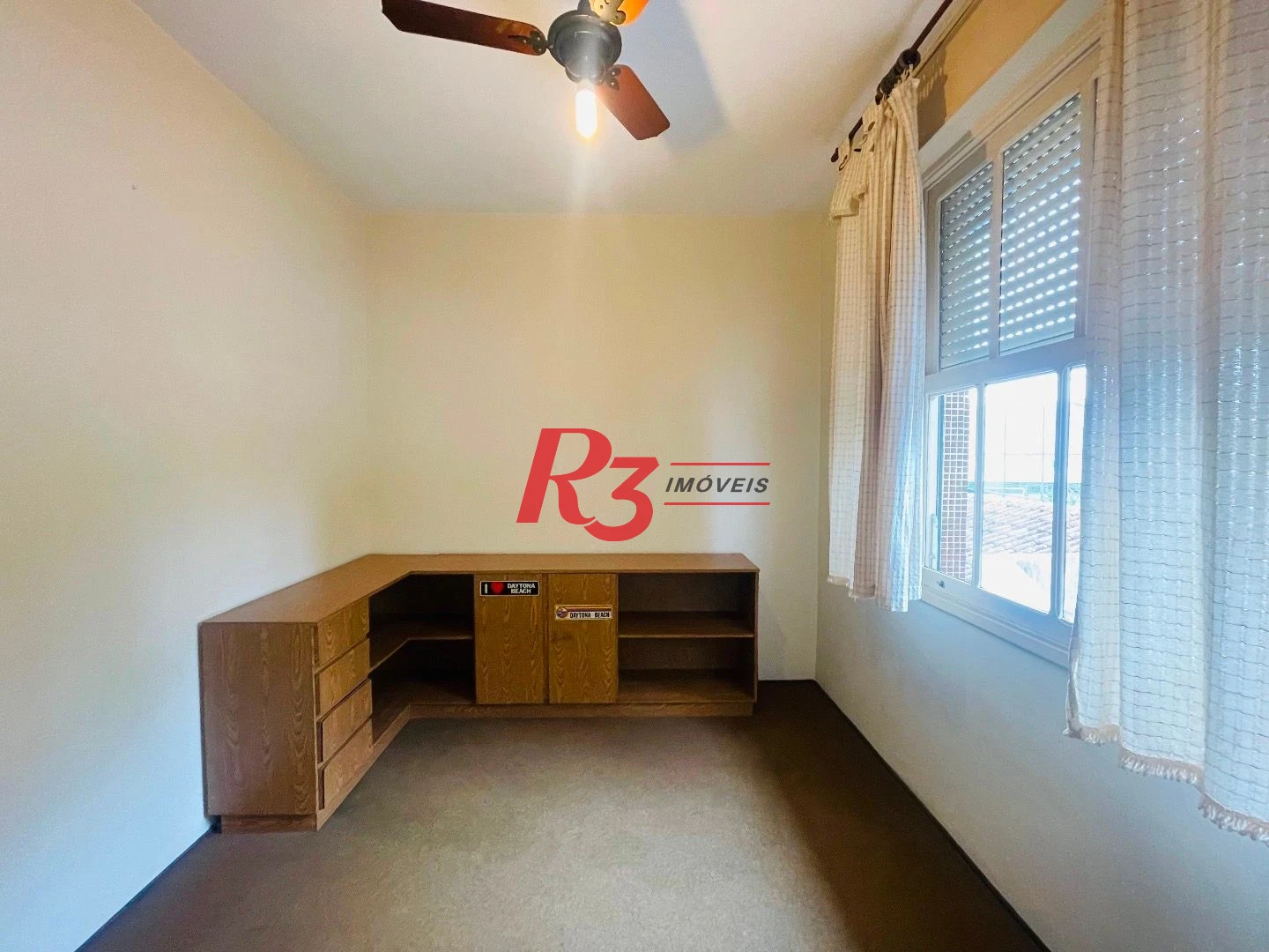 Sobrado para alugar, 250 m² por R$ 9.500,00/mês - Aparecida - Santos/SP