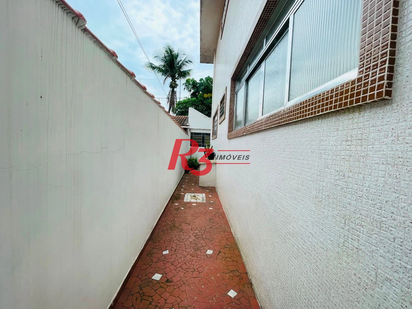 Sobrado para alugar, 250 m² por R$ 9.500,00/mês - Aparecida - Santos/SP