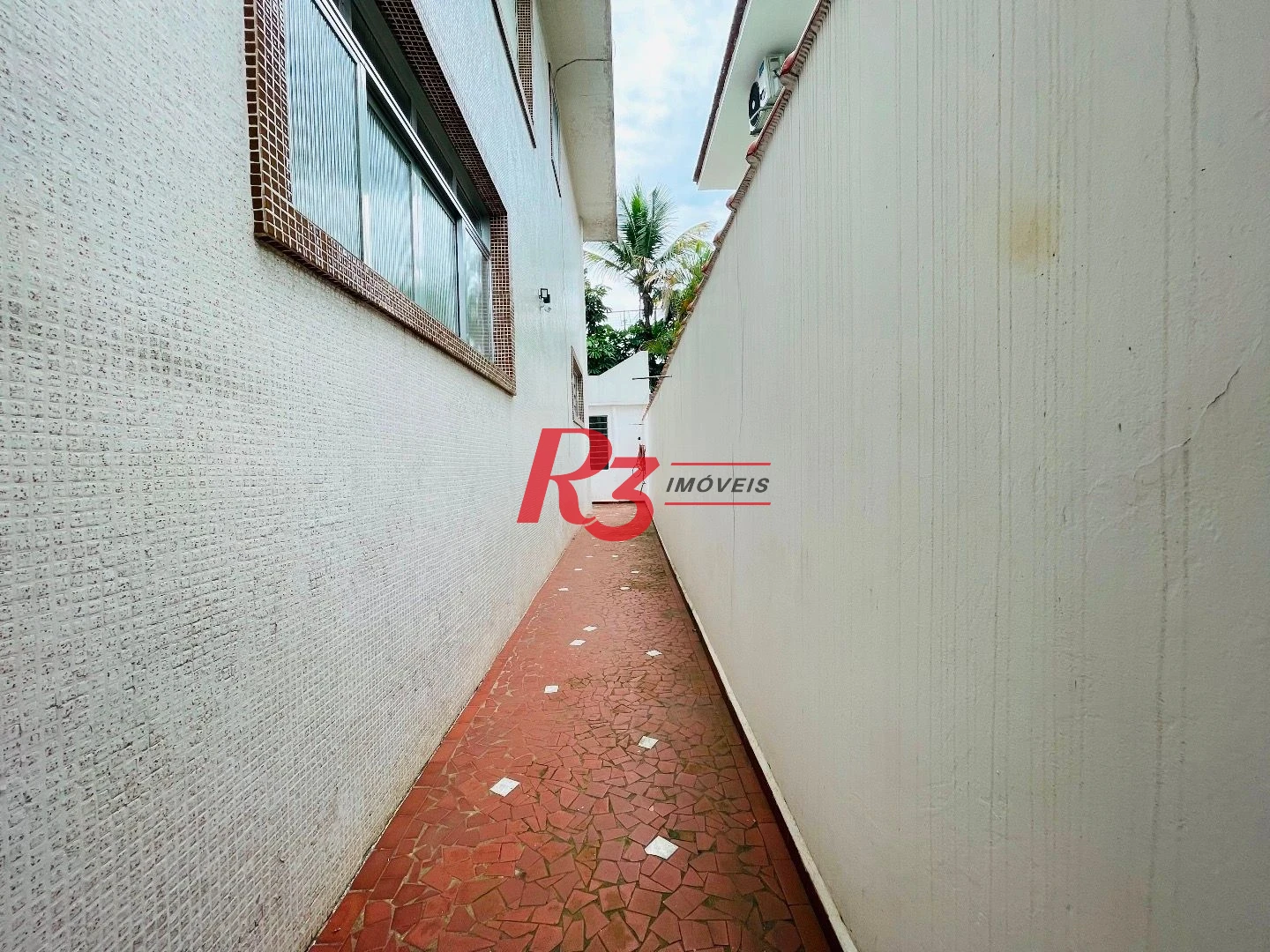 Sobrado para alugar, 250 m² por R$ 9.500,00/mês - Aparecida - Santos/SP