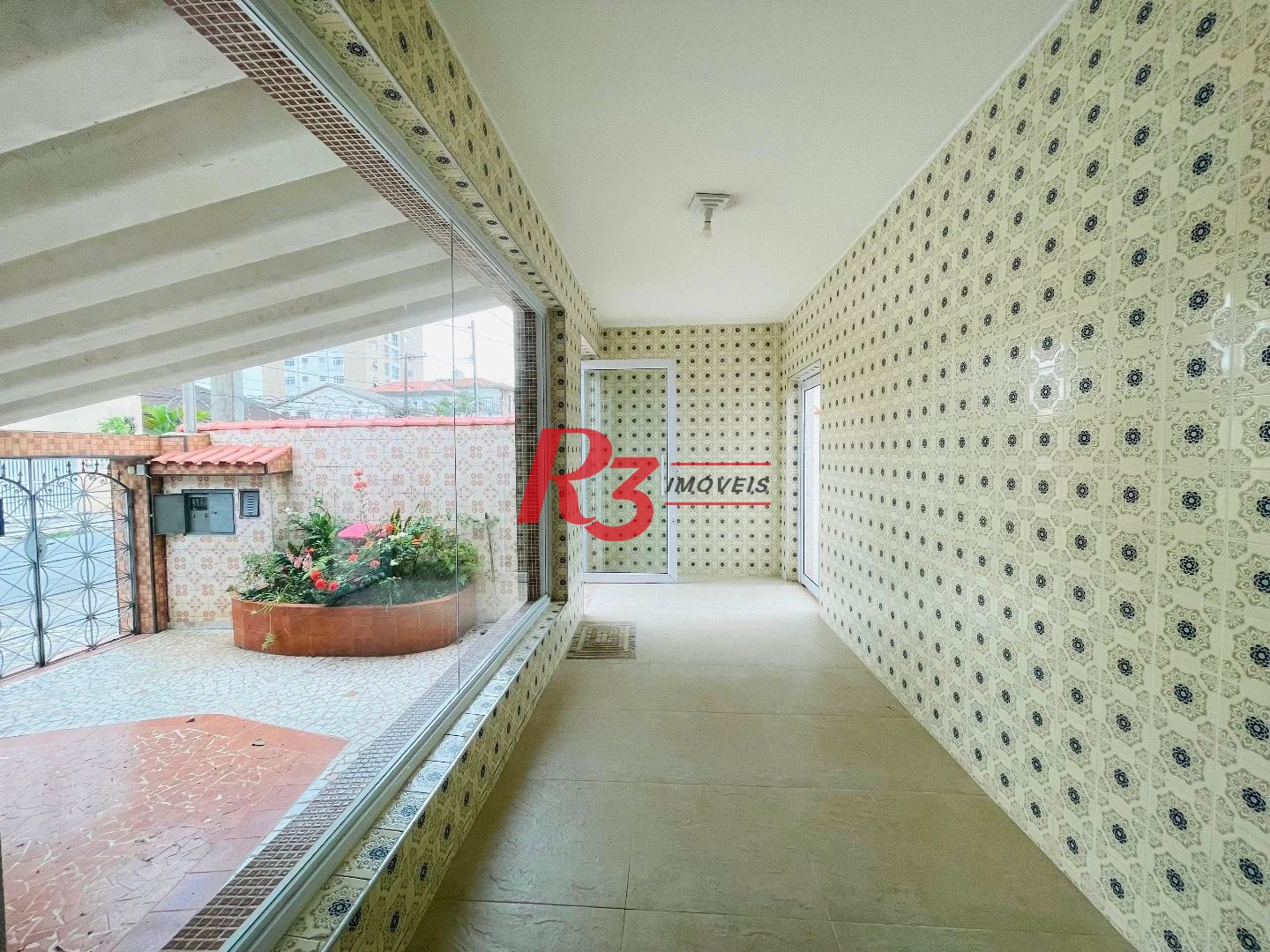 Sobrado para alugar, 250 m² por R$ 9.500,00/mês - Aparecida - Santos/SP