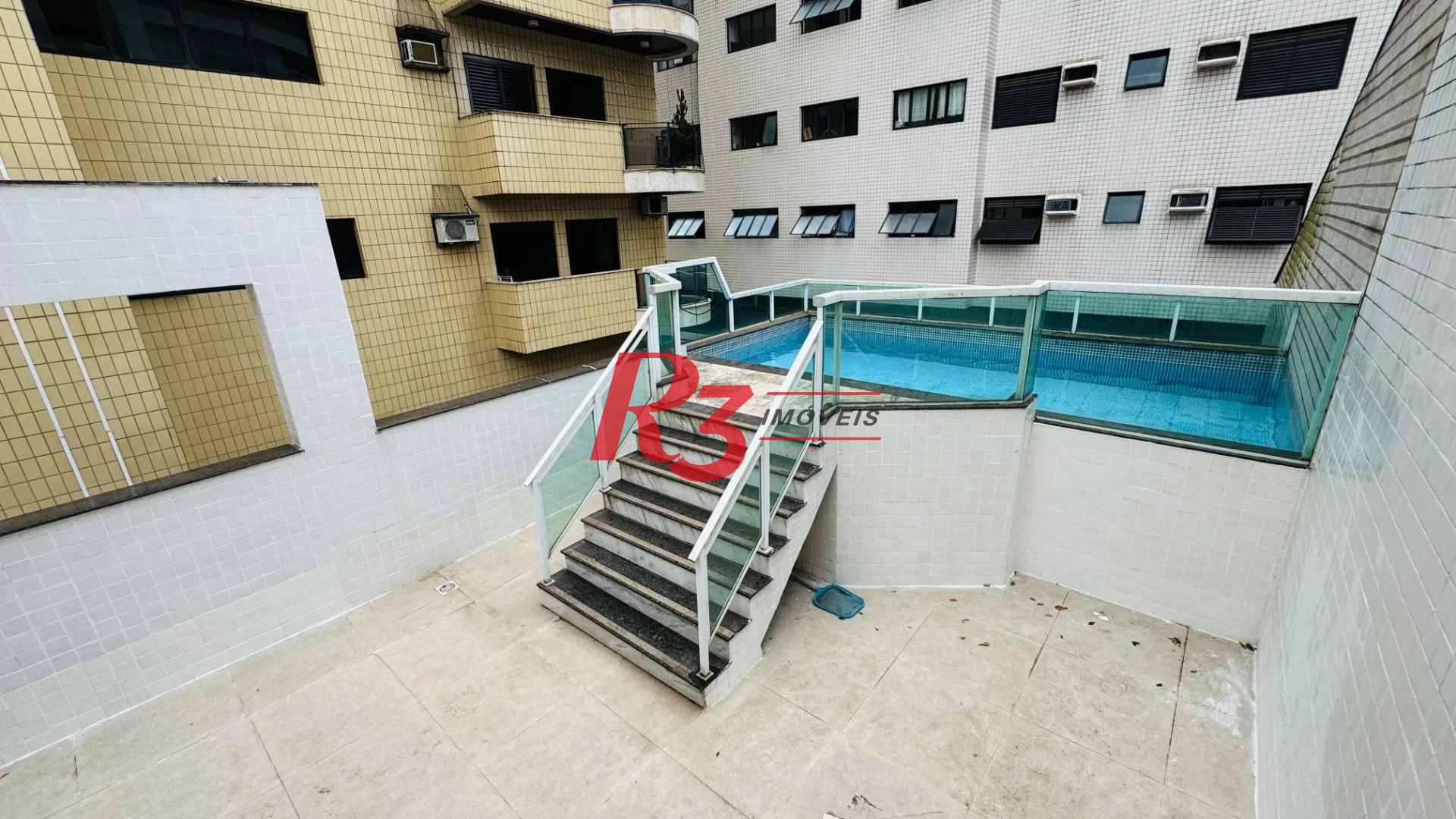 Casa com 4 dormitórios à venda, 194 m² por R$ 1.800.000,00 - Gonzaga - Santos/SP