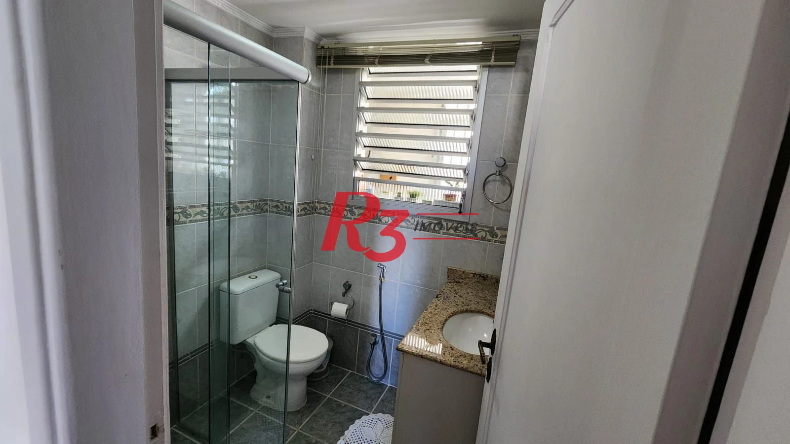 Apartamento para alugar, 77 m² por R$ 4.800,00/mês - Ponta da Praia - Santos/SP