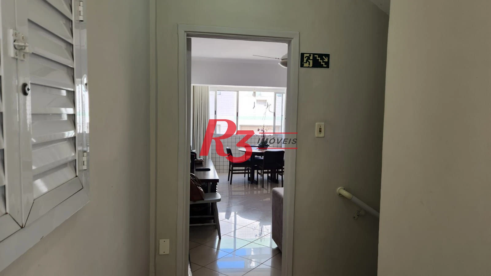 Apartamento para alugar, 77 m² por R$ 4.800,00/mês - Ponta da Praia - Santos/SP