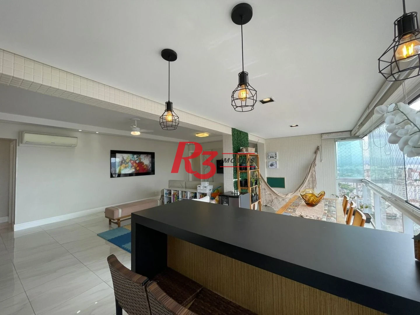 Apartamento com 3 dormitórios à venda, 155 m² por R$ 2.380.000,00 - Embaré - Santos/SP