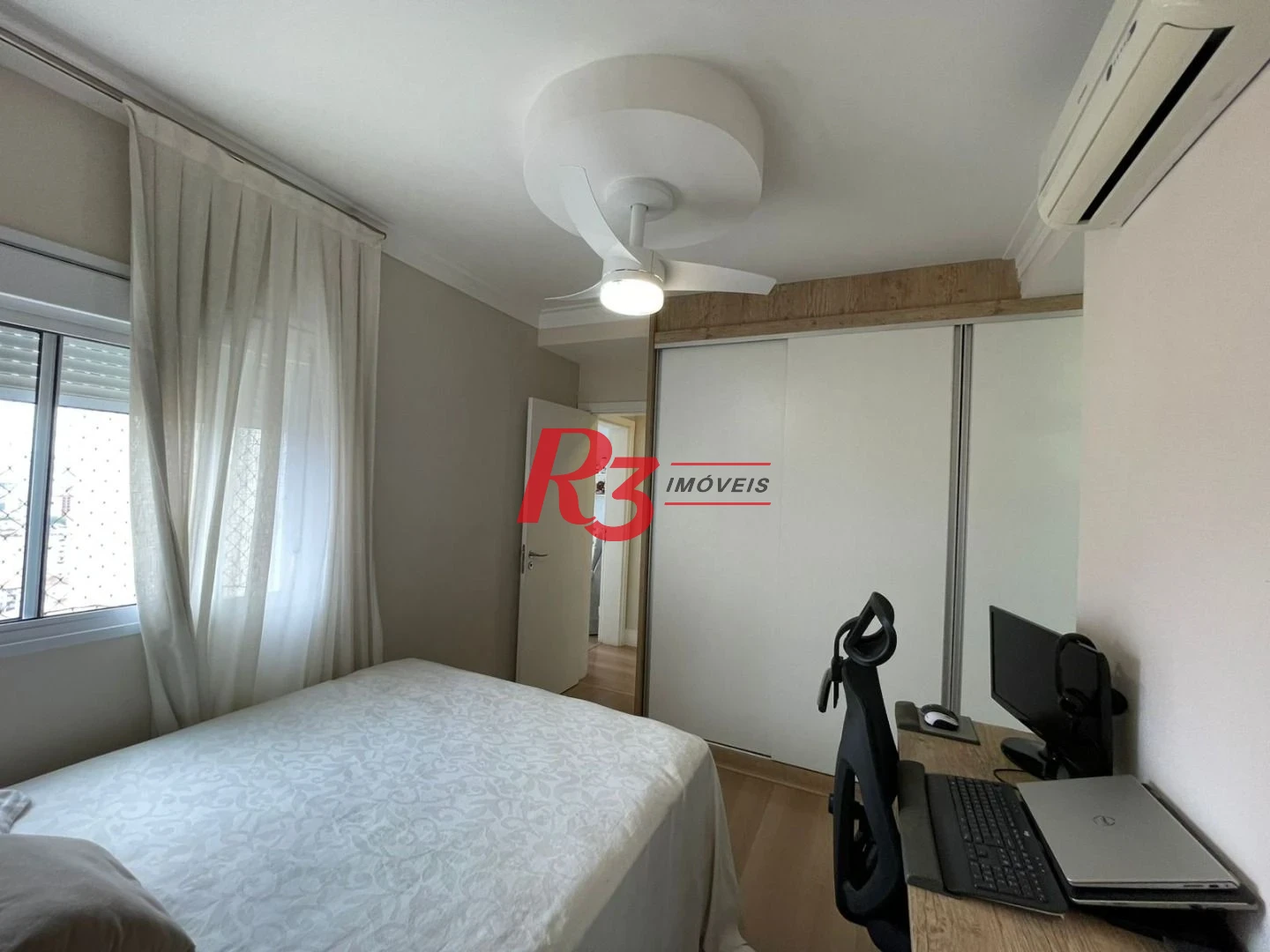 Apartamento com 3 dormitórios à venda, 155 m² por R$ 2.380.000,00 - Embaré - Santos/SP