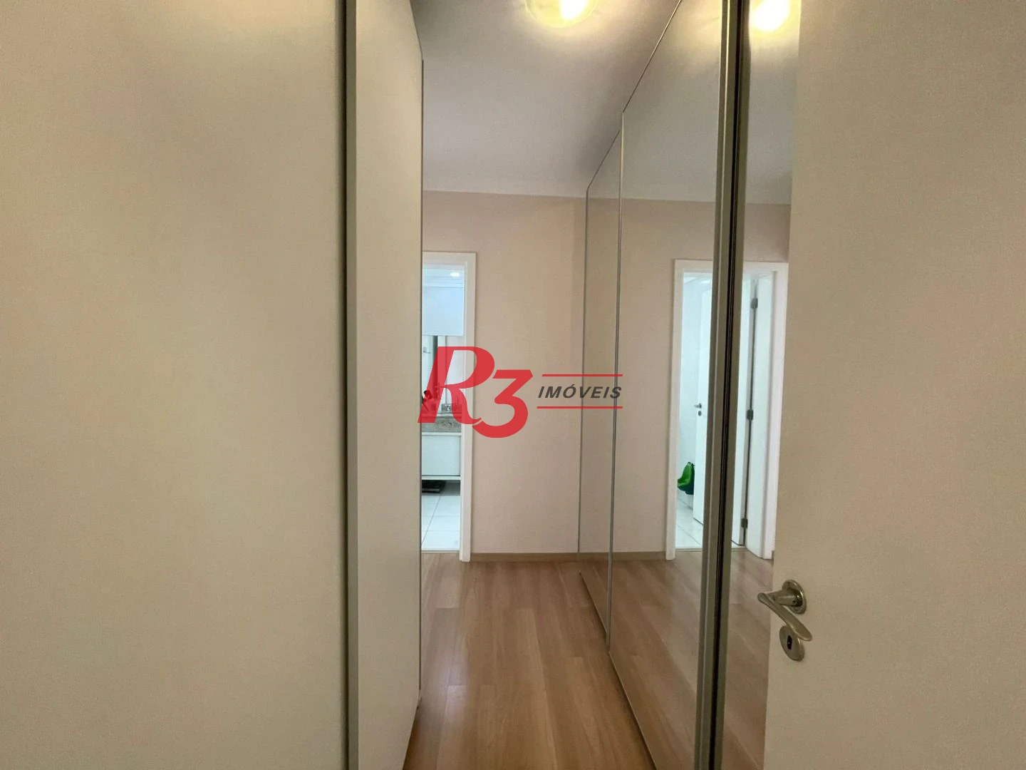 Apartamento com 3 dormitórios à venda, 155 m² por R$ 2.380.000,00 - Embaré - Santos/SP