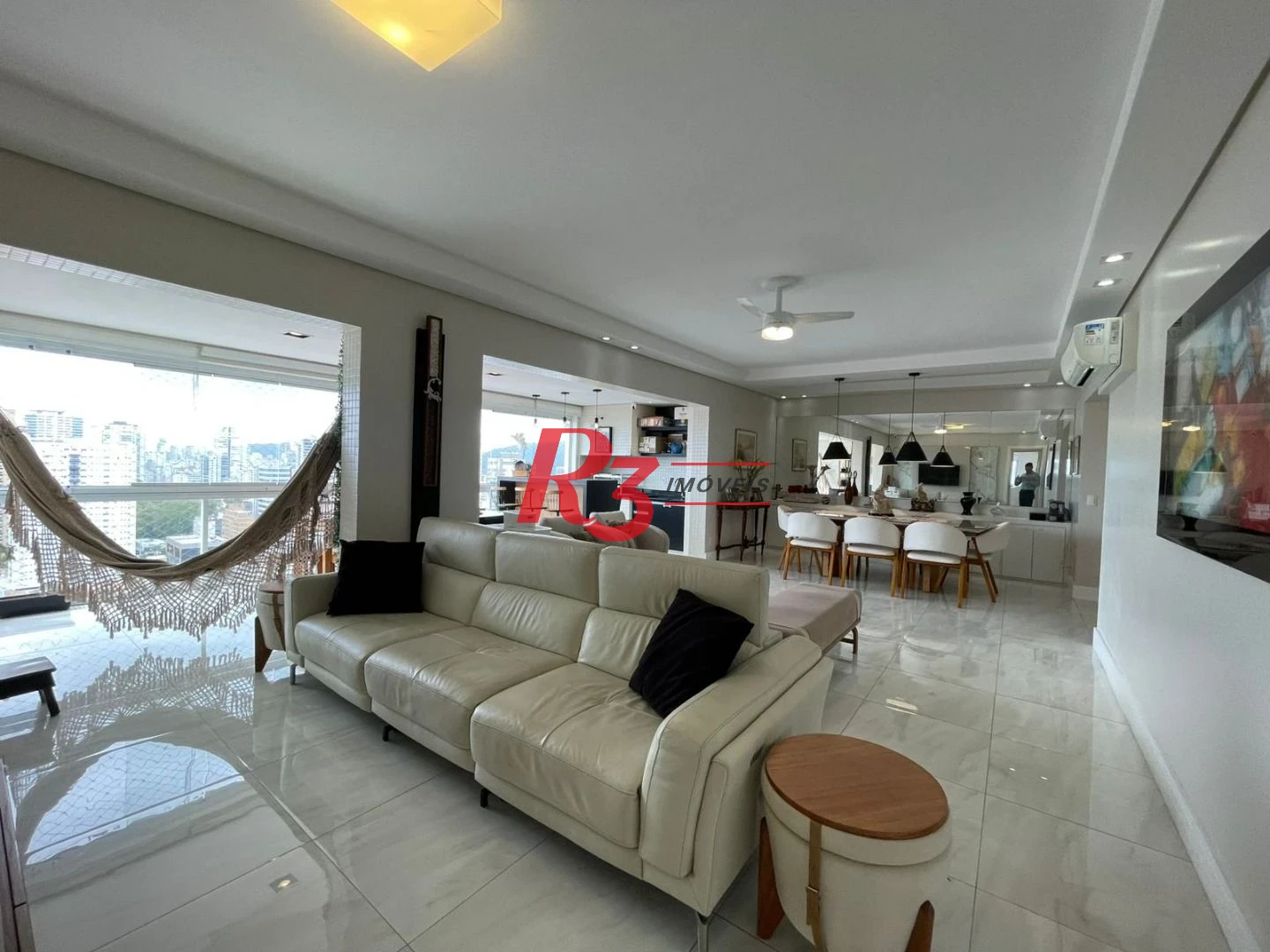 Apartamento com 3 dormitórios à venda, 155 m² por R$ 2.380.000,00 - Embaré - Santos/SP