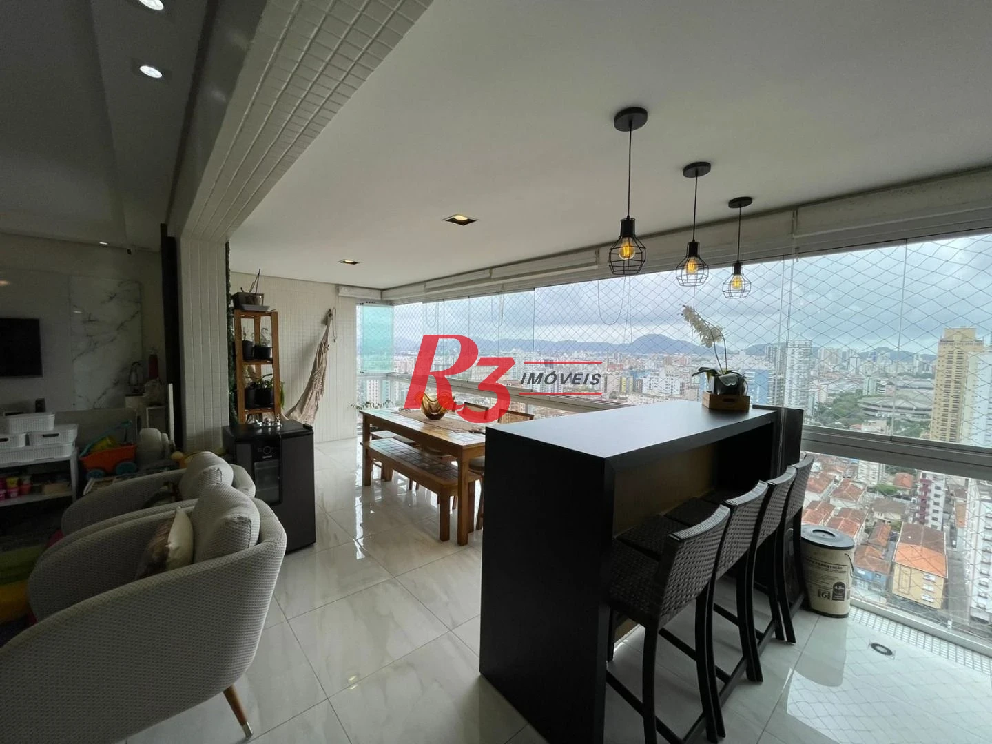 Apartamento com 3 dormitórios à venda, 155 m² por R$ 2.380.000,00 - Embaré - Santos/SP