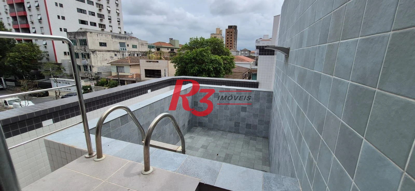Casa com 3 dormitórios à venda, 155 m² por R$ 1.300.000,00 - Embaré - Santos/SP