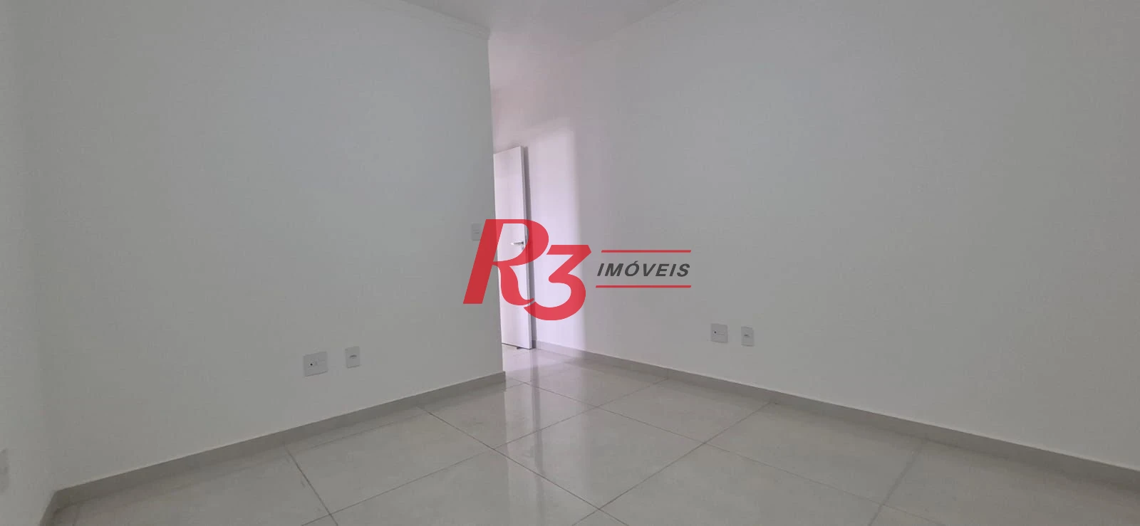 Casa com 3 dormitórios à venda, 155 m² por R$ 1.300.000,00 - Embaré - Santos/SP