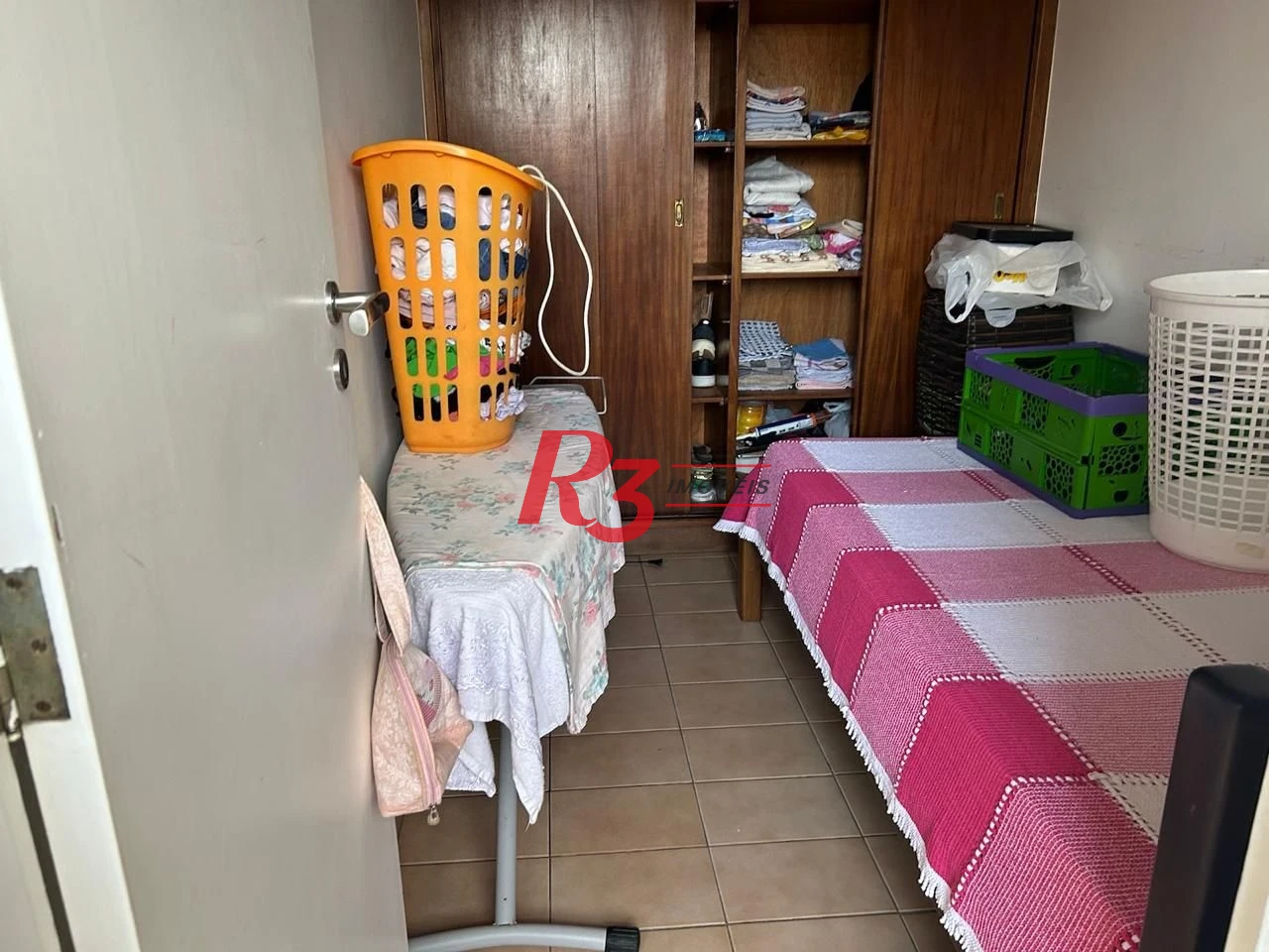 Apartamento com 3 dormitórios à venda, 137 m² por R$ 980.000,00 - Pompéia - Santos/SP