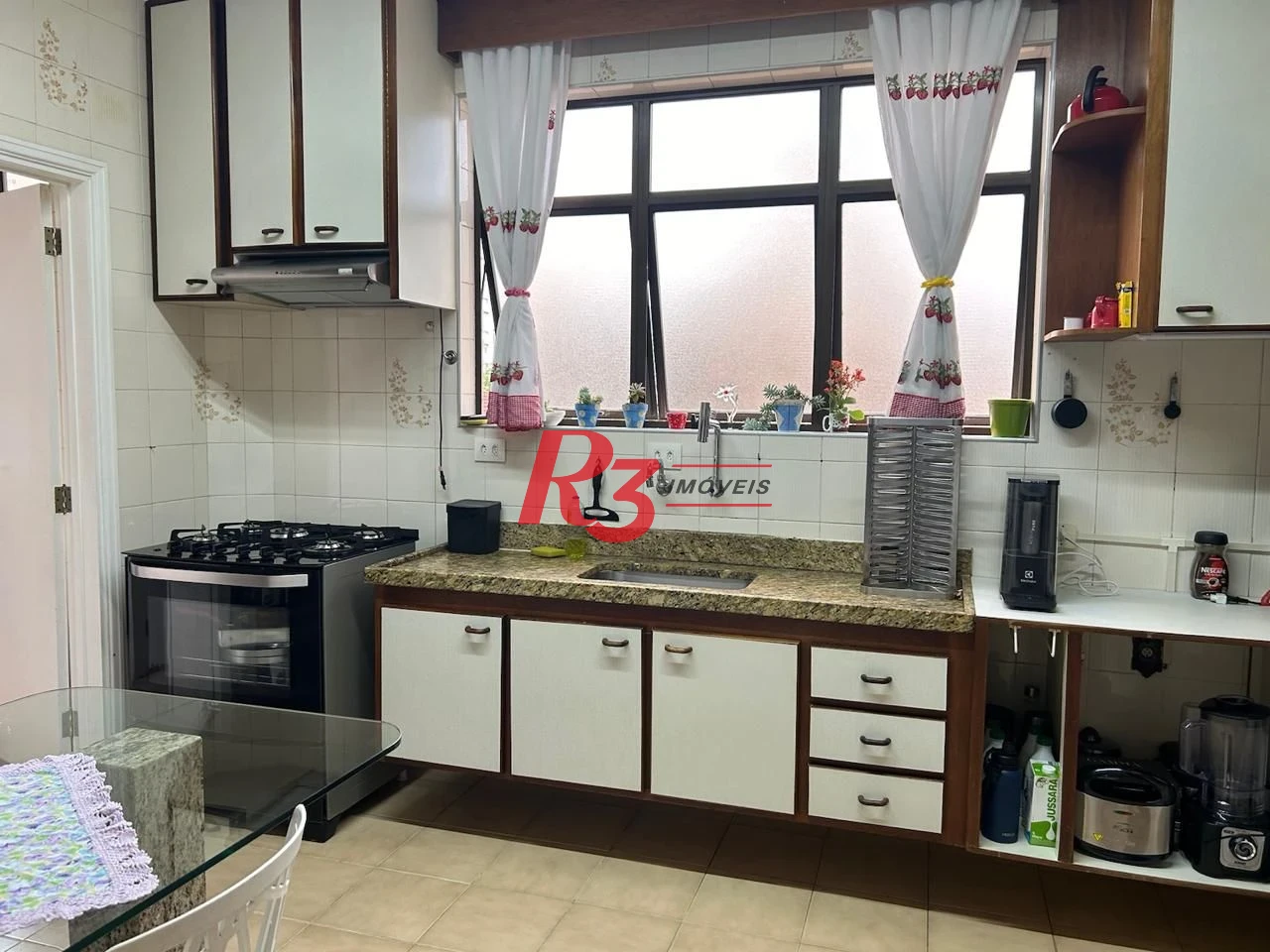 Apartamento com 3 dormitórios à venda, 137 m² por R$ 980.000,00 - Pompéia - Santos/SP