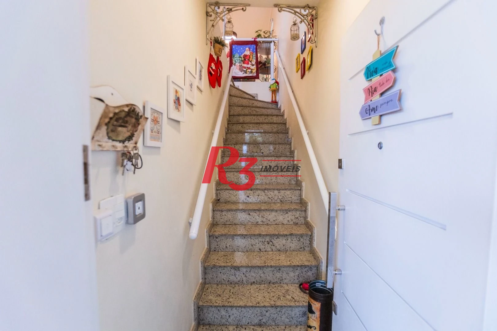 Casa à venda, 162 m² por R$ 990.000,00 - Estuário - Santos/SP
