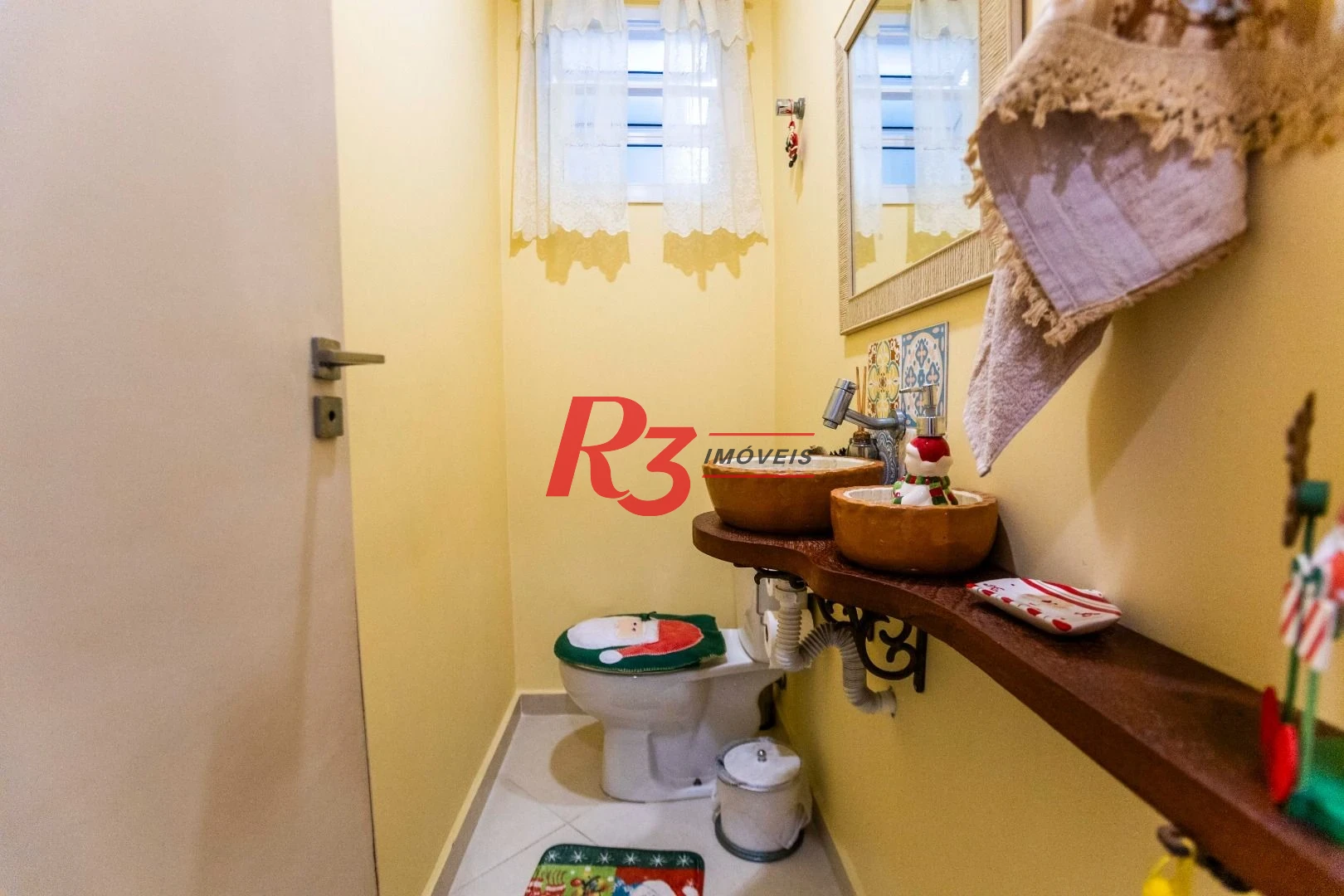 Casa à venda, 162 m² por R$ 990.000,00 - Estuário - Santos/SP