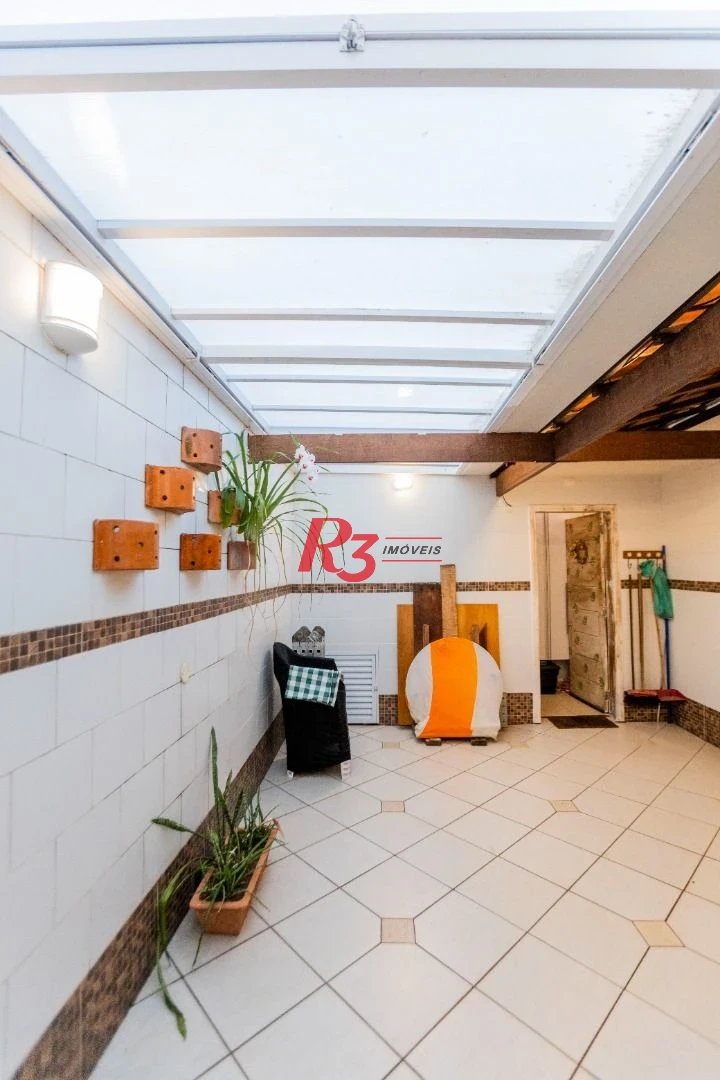 Casa à venda, 162 m² por R$ 990.000,00 - Estuário - Santos/SP