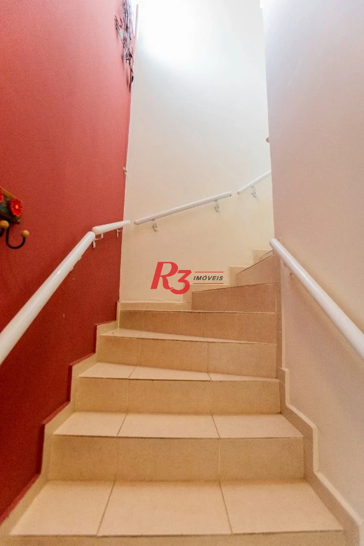 Casa à venda, 162 m² por R$ 990.000,00 - Estuário - Santos/SP