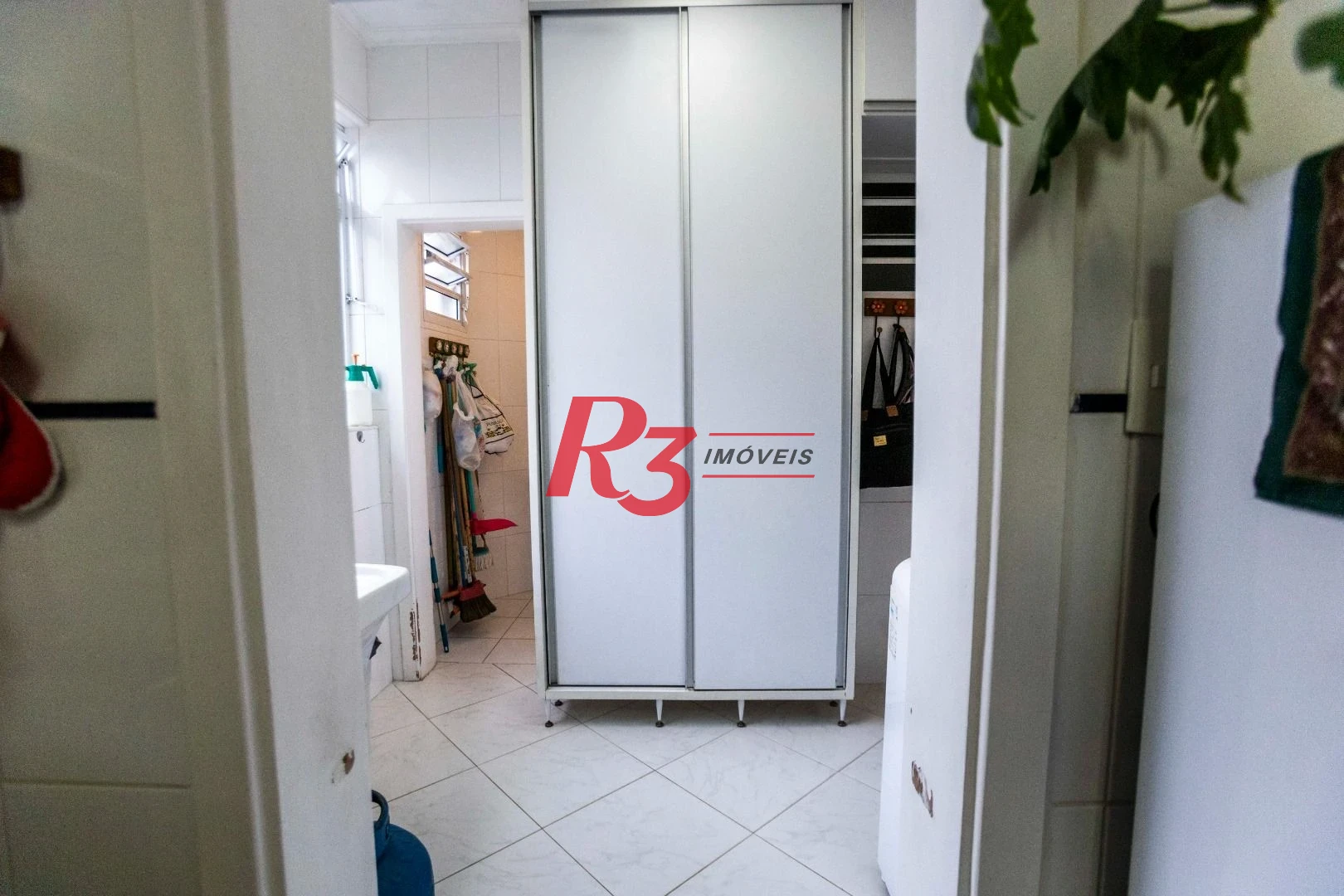 Casa à venda, 162 m² por R$ 990.000,00 - Estuário - Santos/SP