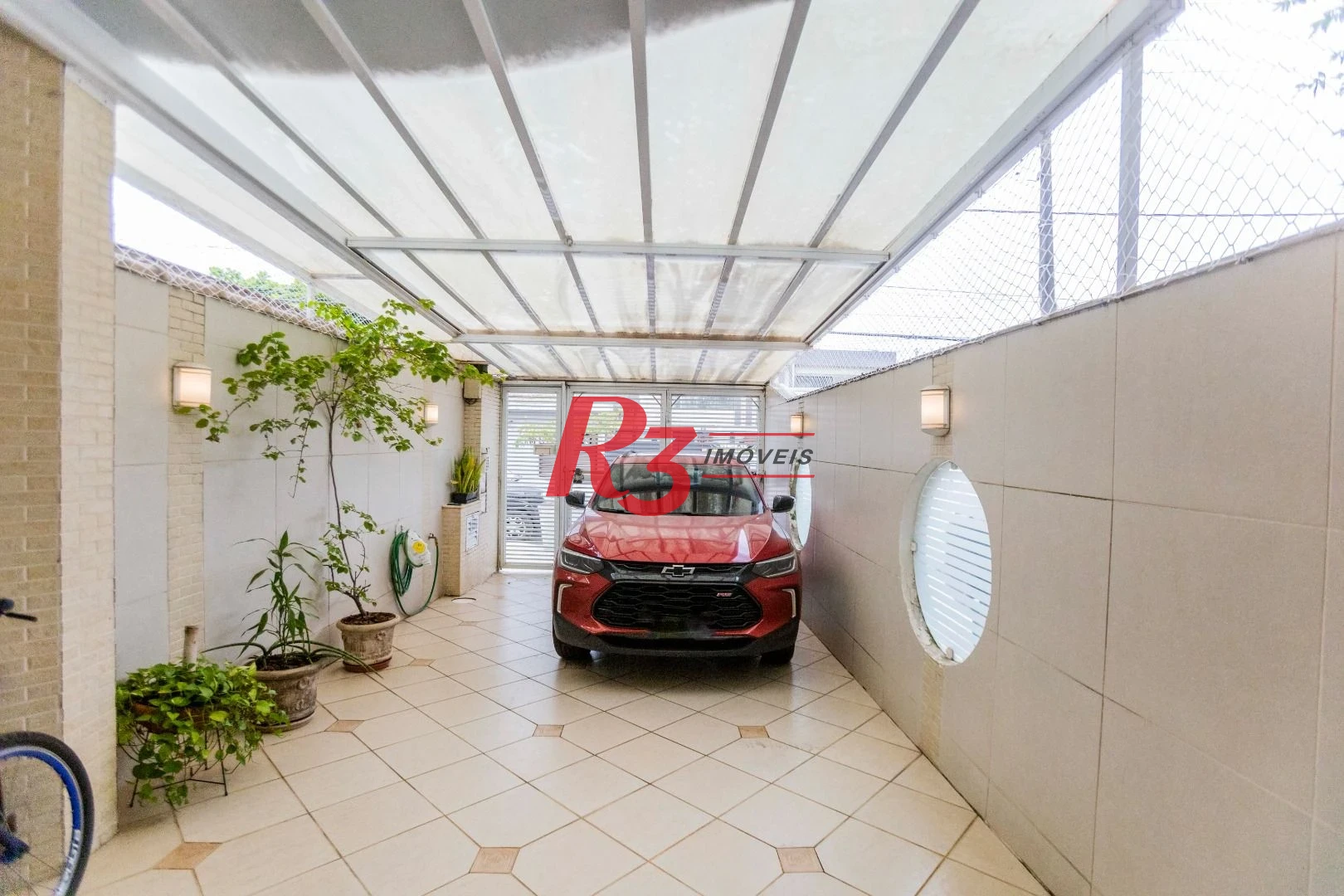 Casa à venda, 162 m² por R$ 990.000,00 - Estuário - Santos/SP