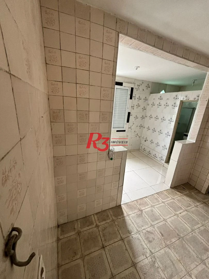 Casa com 6 dormitórios à venda, 200 m² por R$ 300.000,00 - Conjunto Residencial Humaitá - São Vicente/SP