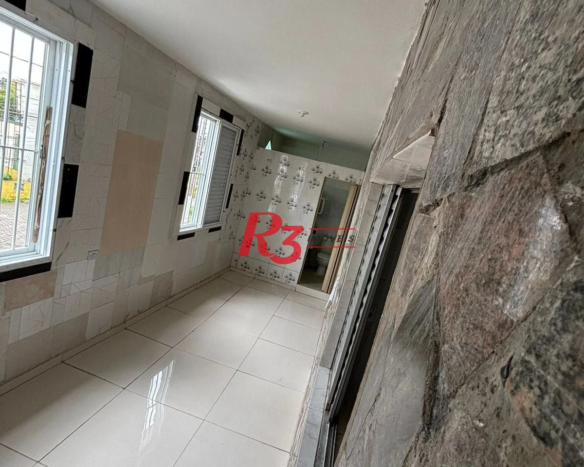 Casa com 6 dormitórios à venda, 200 m² por R$ 300.000,00 - Conjunto Residencial Humaitá - São Vicente/SP