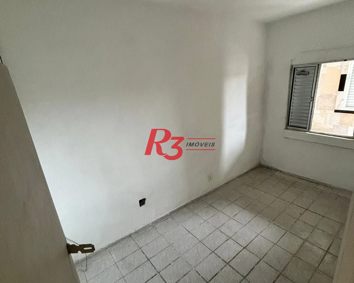 Casa com 6 dormitórios à venda, 200 m² por R$ 300.000,00 - Conjunto Residencial Humaitá - São Vicente/SP