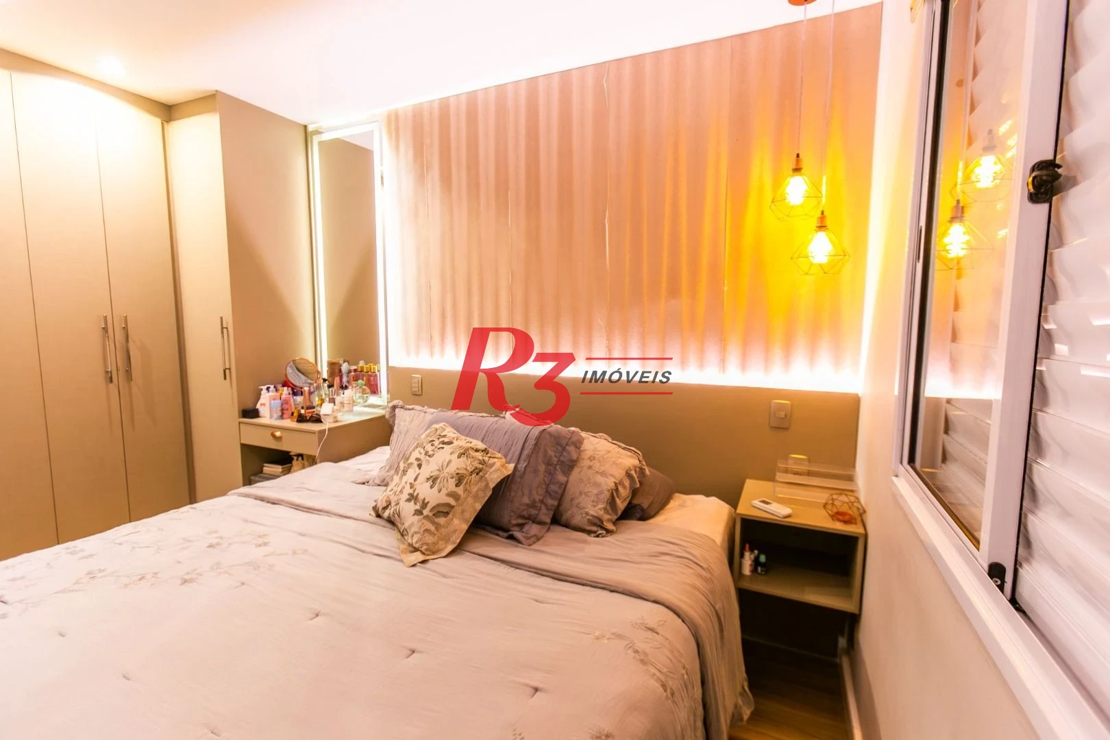 Apartamento à venda, 84 m² por R$ 840.000,00 - Marapé - Santos/SP