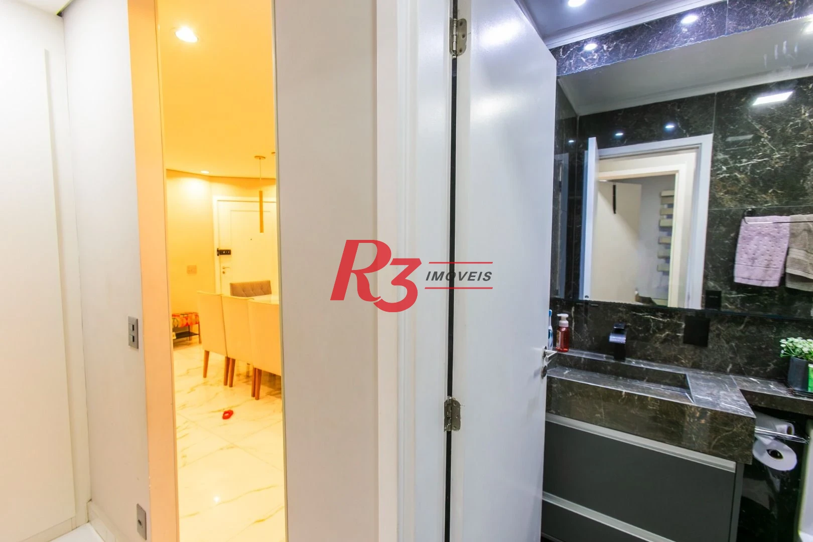 Apartamento à venda, 84 m² por R$ 840.000,00 - Marapé - Santos/SP
