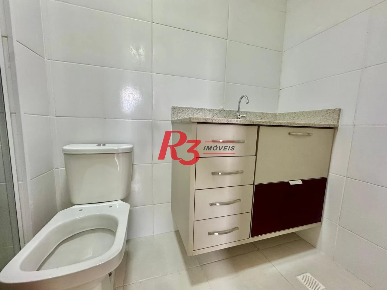 Apartamento com 2 dormitórios à venda, 59 m² por R$ 535.000,00 - Macuco - Santos/SP