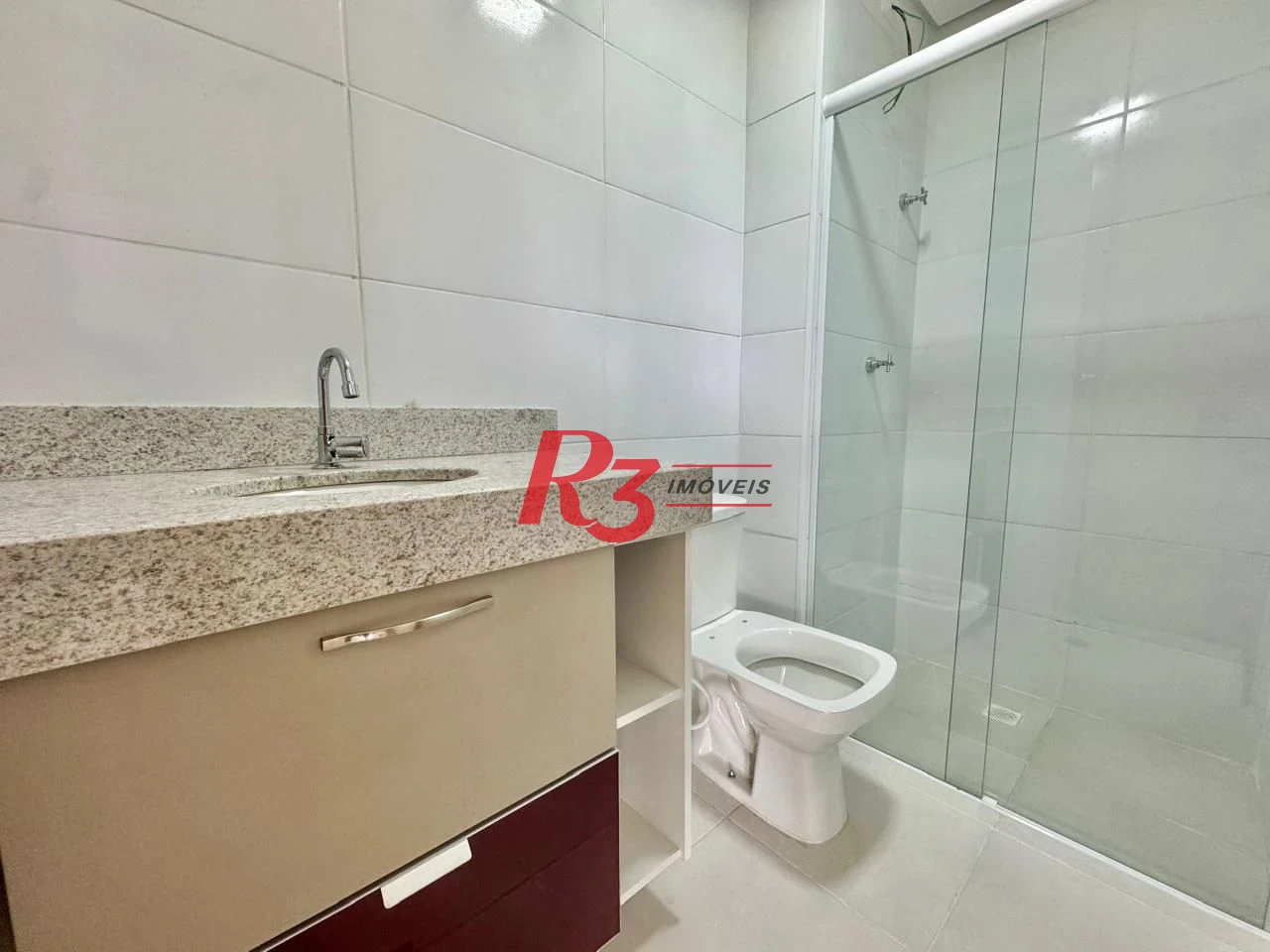 Apartamento com 2 dormitórios à venda, 59 m² por R$ 535.000,00 - Macuco - Santos/SP