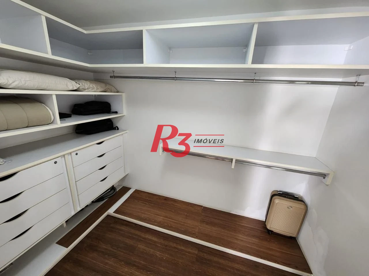 Apartamento com 3 dormitórios à venda, 132 m² por R$ 1.750.000,00 - Ponta da Praia - Santos/SP