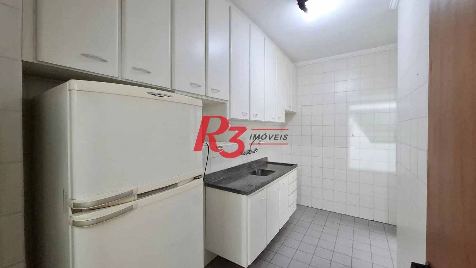 Apartamento com 1 dormitório à venda, 52 m² por R$ 380.000,00 - Encruzilhada - Santos/SP
