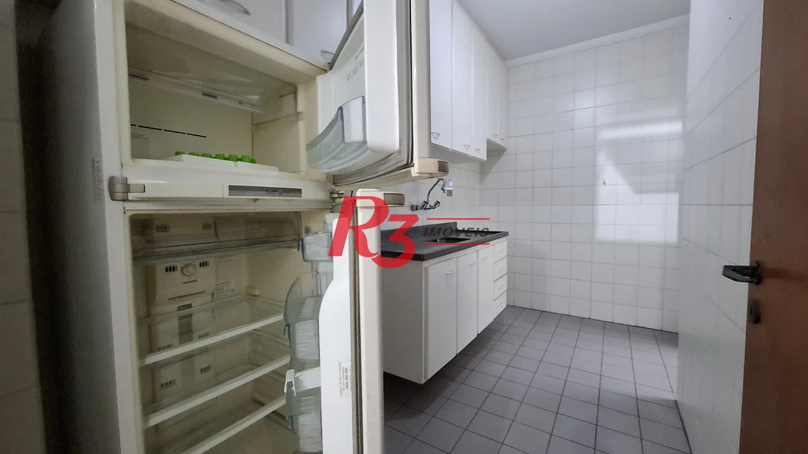 Apartamento com 1 dormitório à venda, 52 m² por R$ 380.000,00 - Encruzilhada - Santos/SP