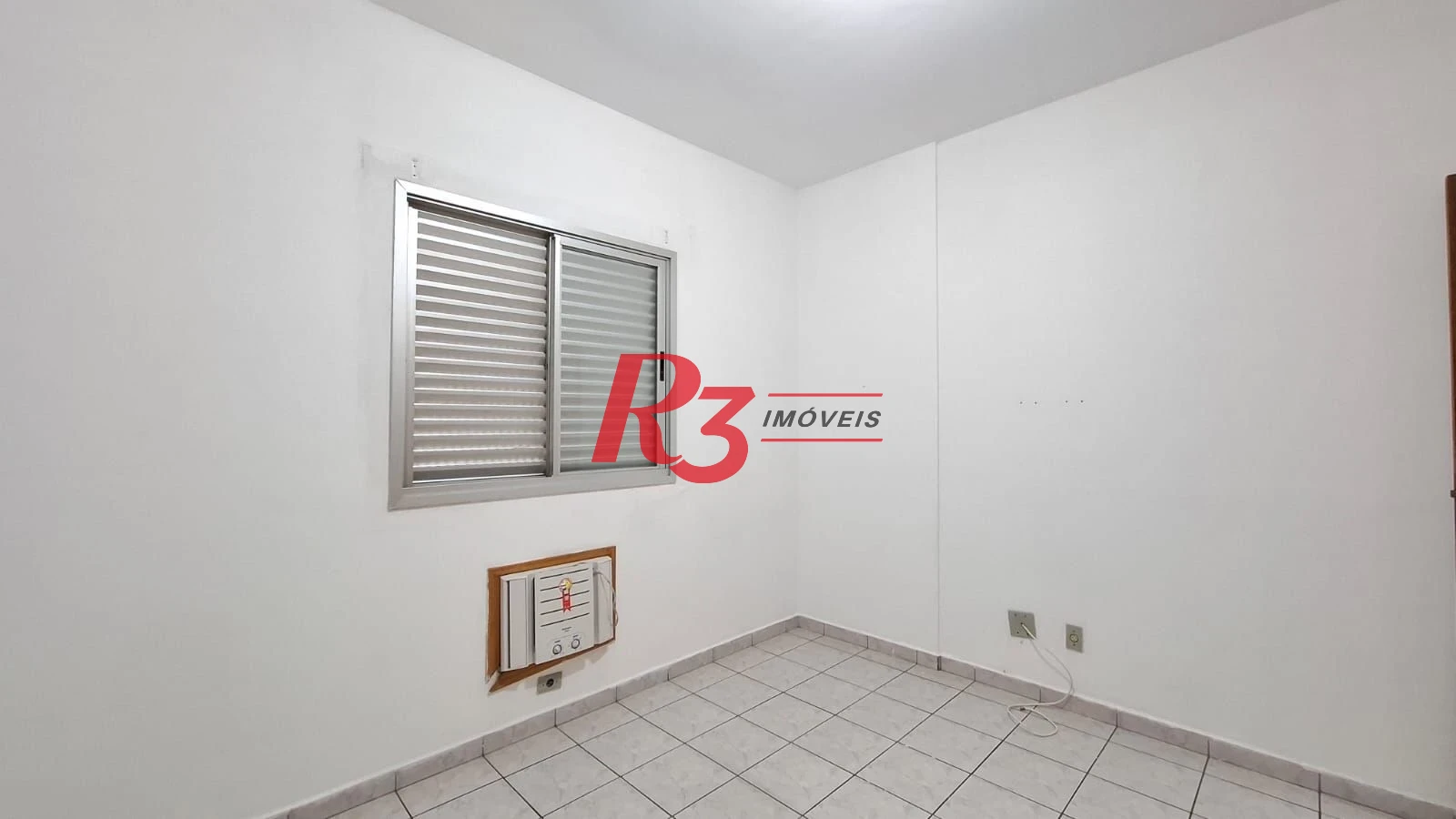 Apartamento com 1 dormitório à venda, 52 m² por R$ 380.000,00 - Encruzilhada - Santos/SP