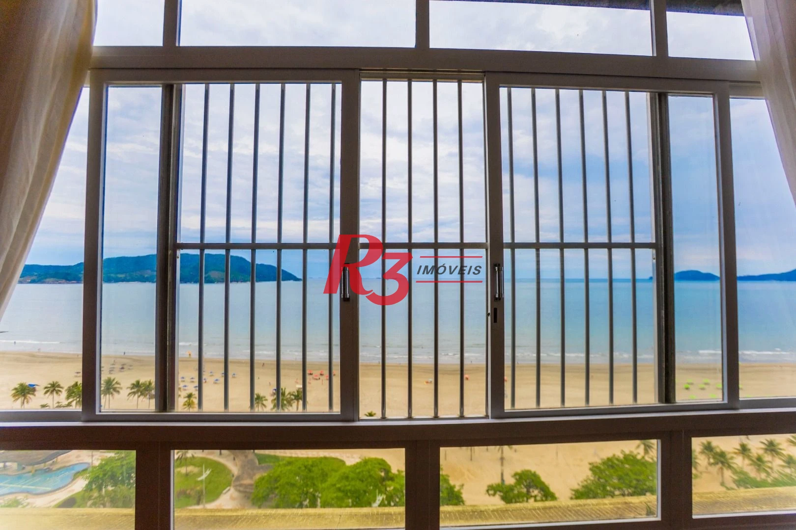 Apartamento com 4 dormitórios à venda, 175 m² por R$ 1.810.000,00 - Gonzaga - Santos/SP