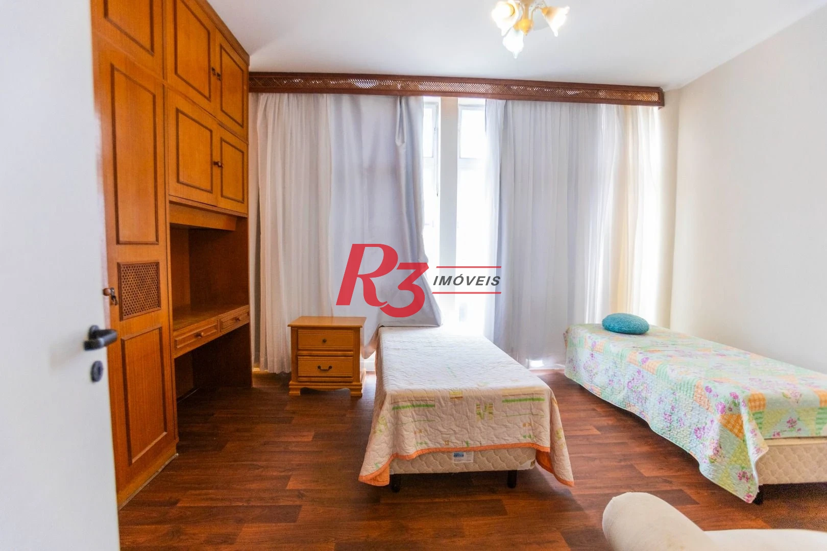 Apartamento com 4 dormitórios à venda, 175 m² por R$ 1.810.000,00 - Gonzaga - Santos/SP