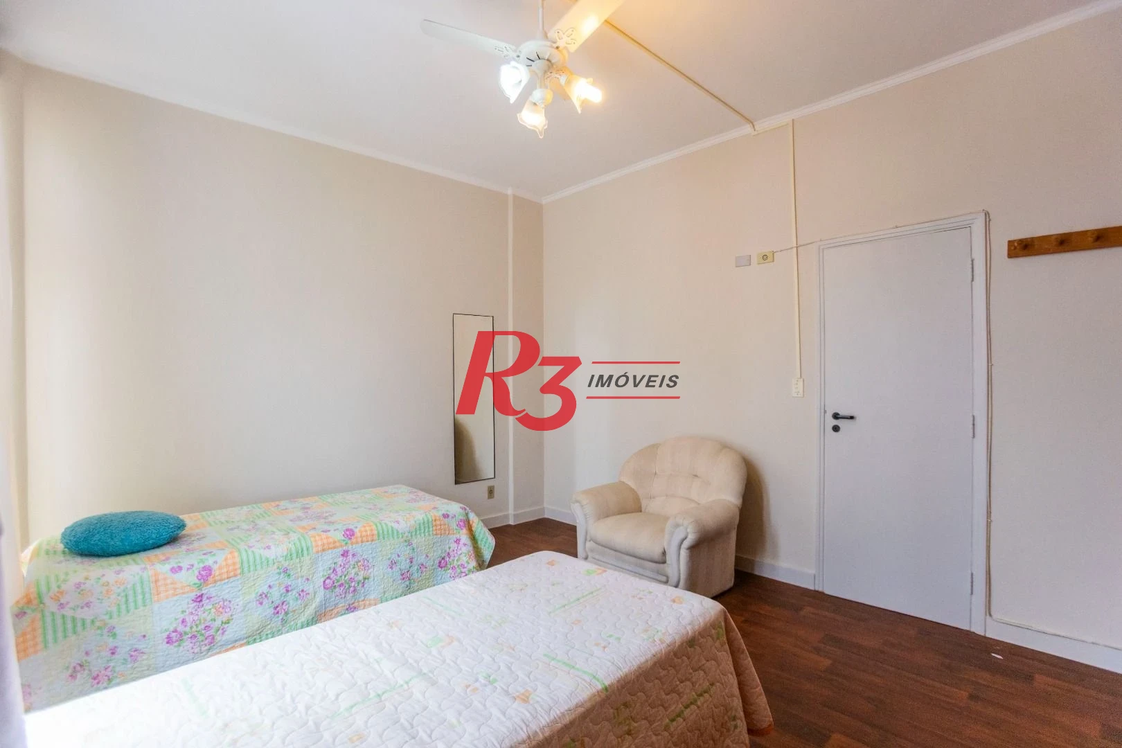 Apartamento com 4 dormitórios à venda, 175 m² por R$ 1.810.000,00 - Gonzaga - Santos/SP