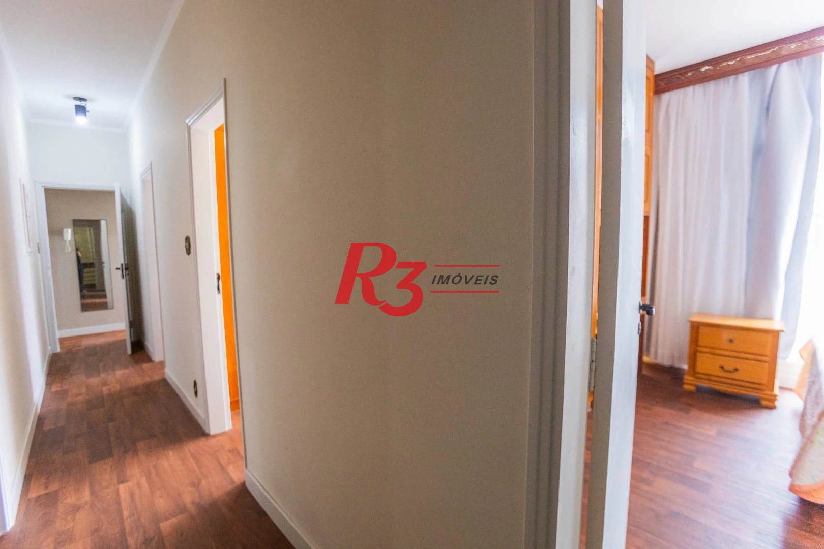 Apartamento com 4 dormitórios à venda, 175 m² por R$ 1.810.000,00 - Gonzaga - Santos/SP