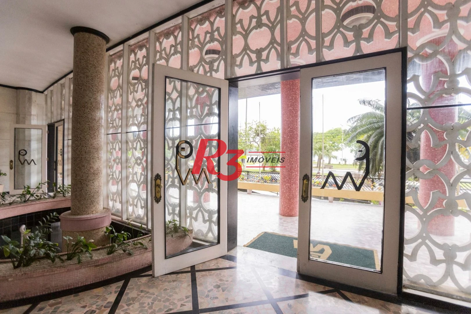 Apartamento com 4 dormitórios à venda, 175 m² por R$ 1.810.000,00 - Gonzaga - Santos/SP