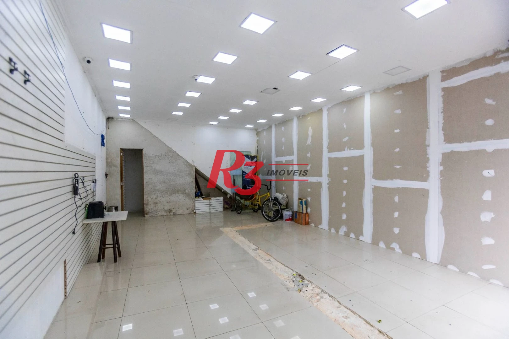 Loja para alugar, 30 m² por R$ 3.000,00/mês - Centro - Santos/SP