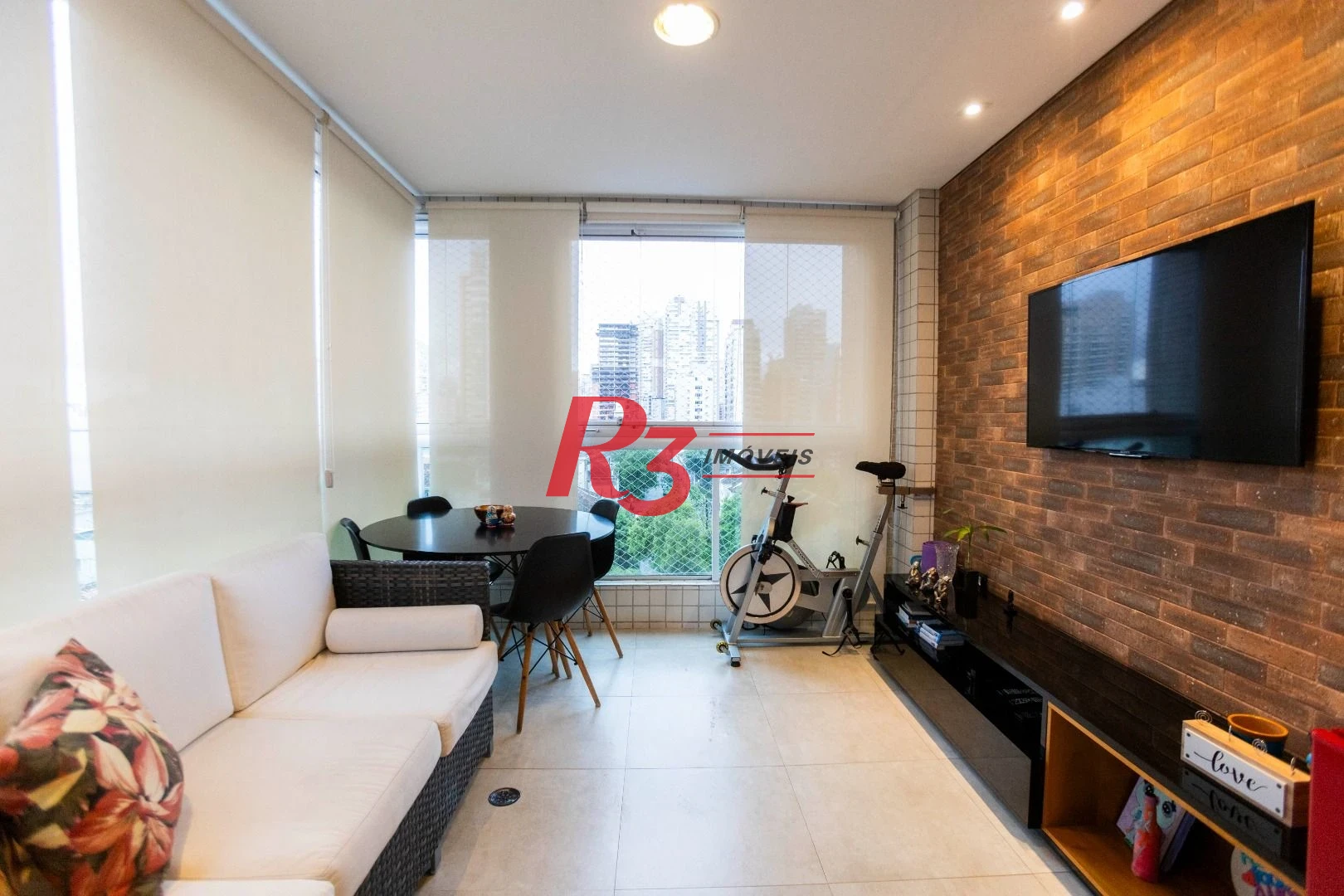 Apartamento com 3 dormitórios à venda, 123 m² por R$ 1.600.000,00 - Pompéia - Santos/SP