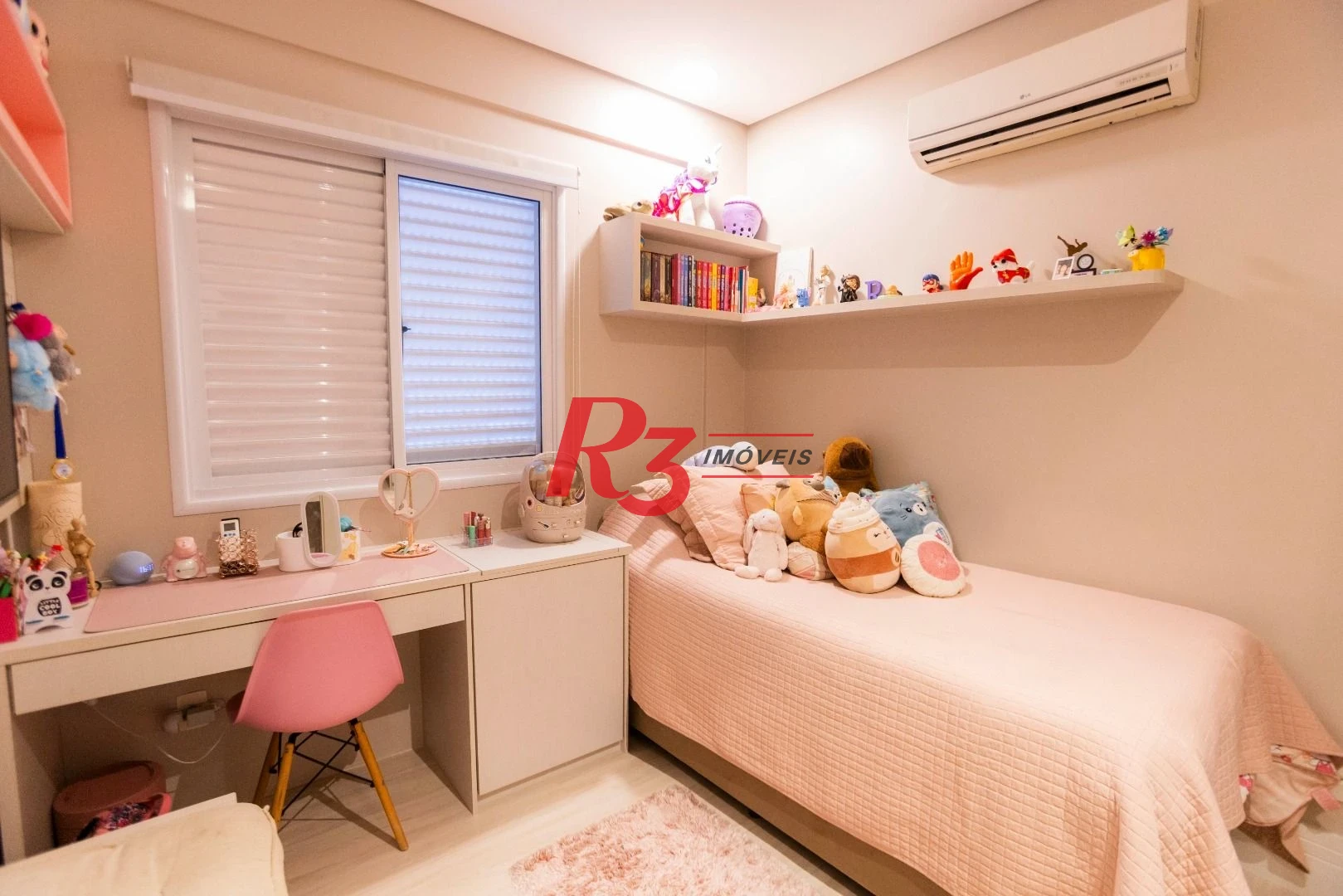 Apartamento com 3 dormitórios à venda, 123 m² por R$ 1.600.000,00 - Pompéia - Santos/SP