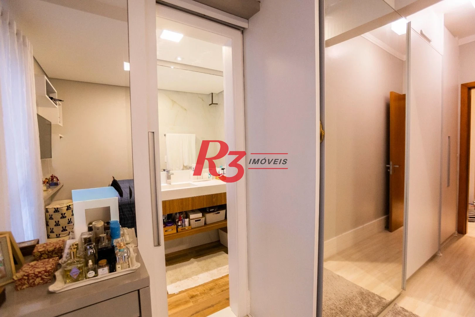 Apartamento com 3 dormitórios à venda, 123 m² por R$ 1.600.000,00 - Pompéia - Santos/SP